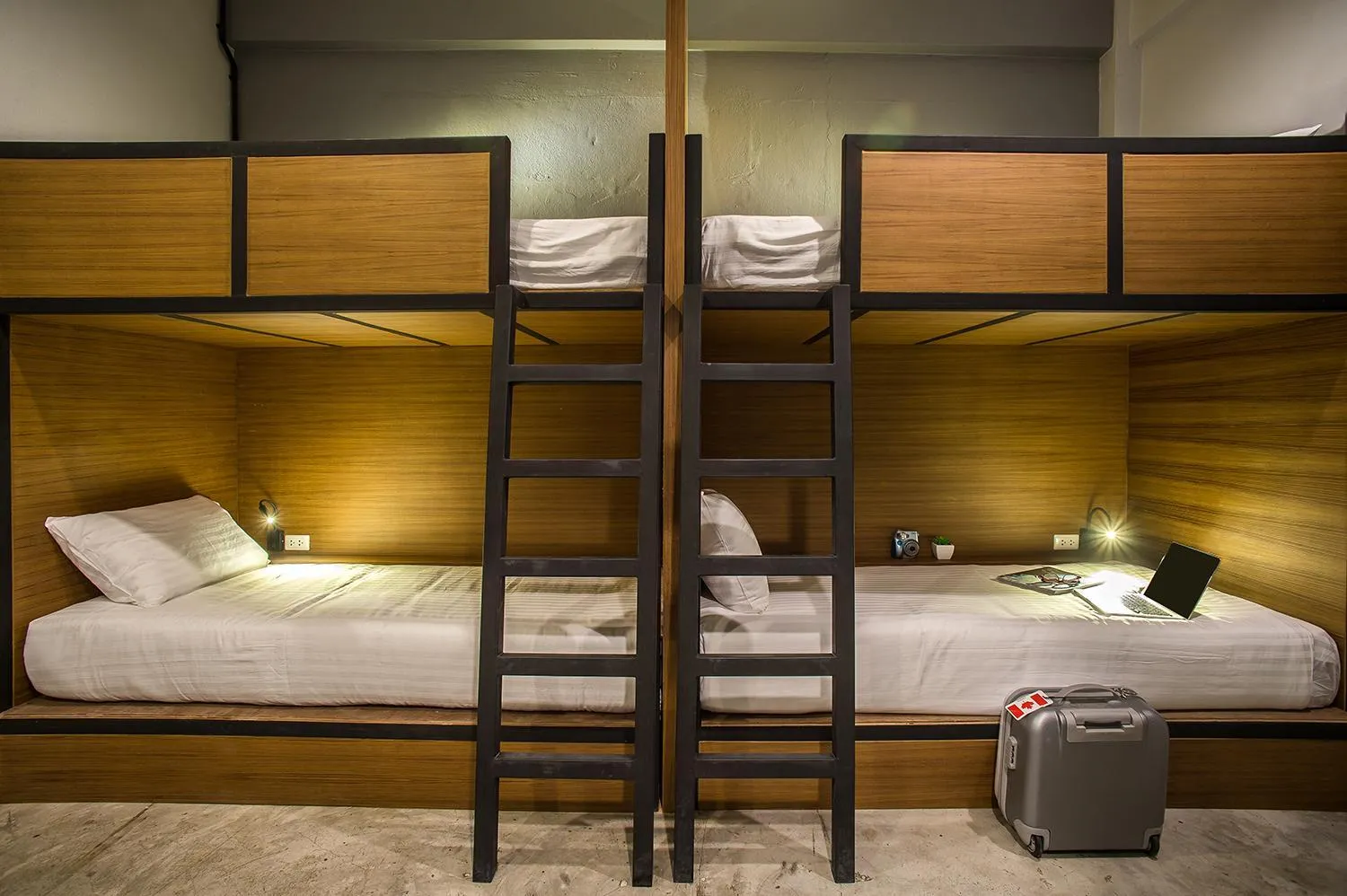 bunk bed, Bed in Sleep Station
