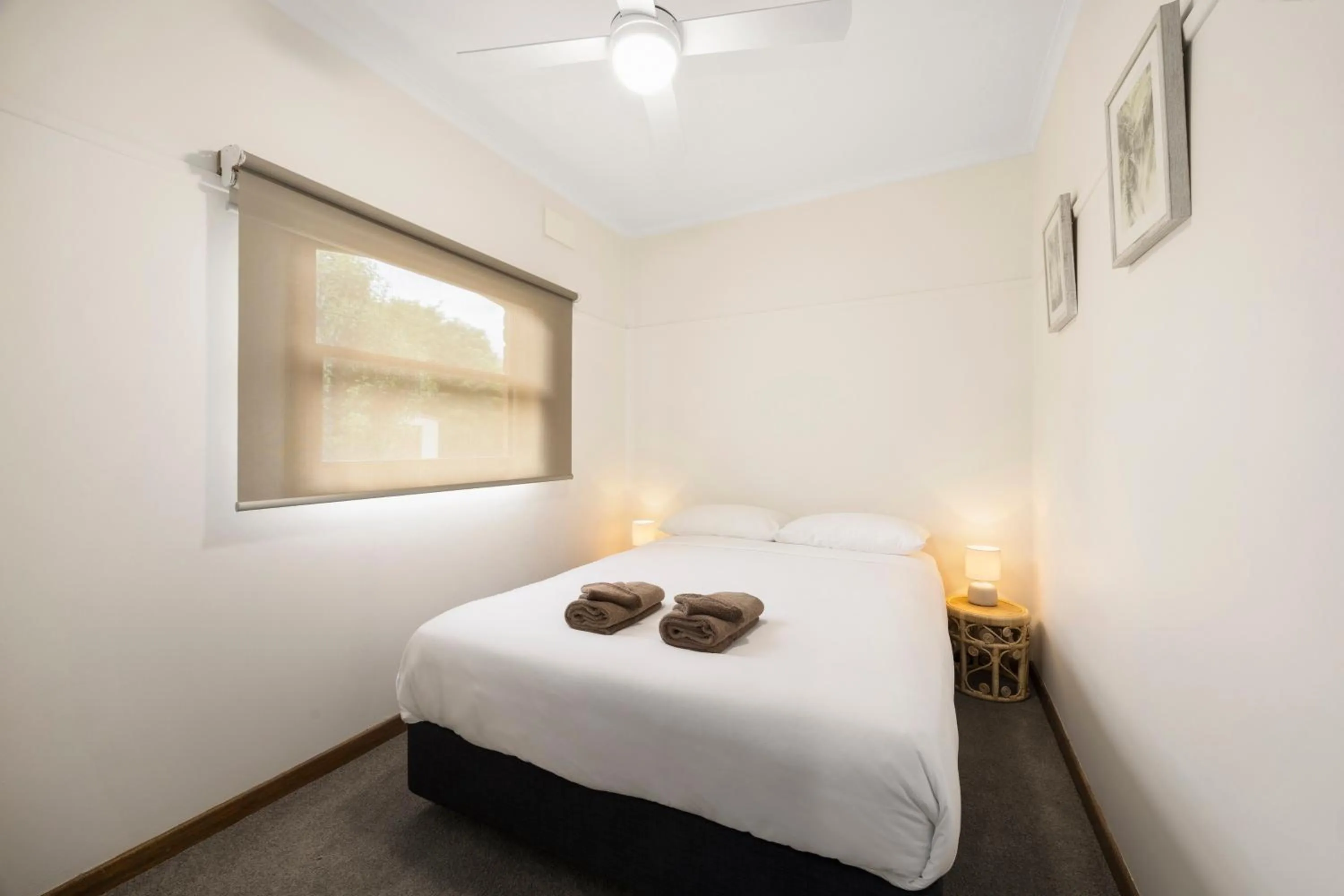 Bedroom, Bed in Maffra Motor Inn