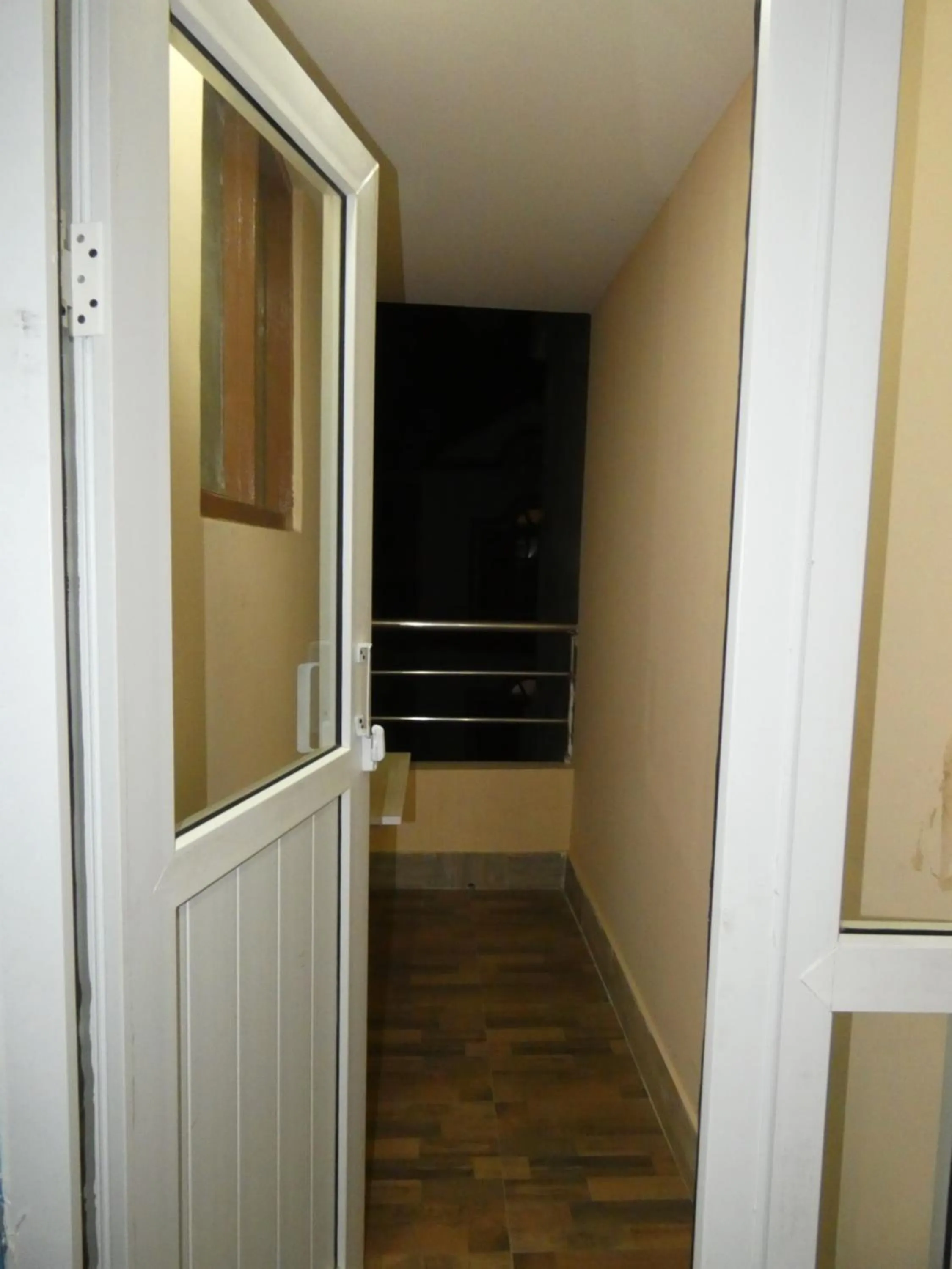 Sara's Backpackers Hotel