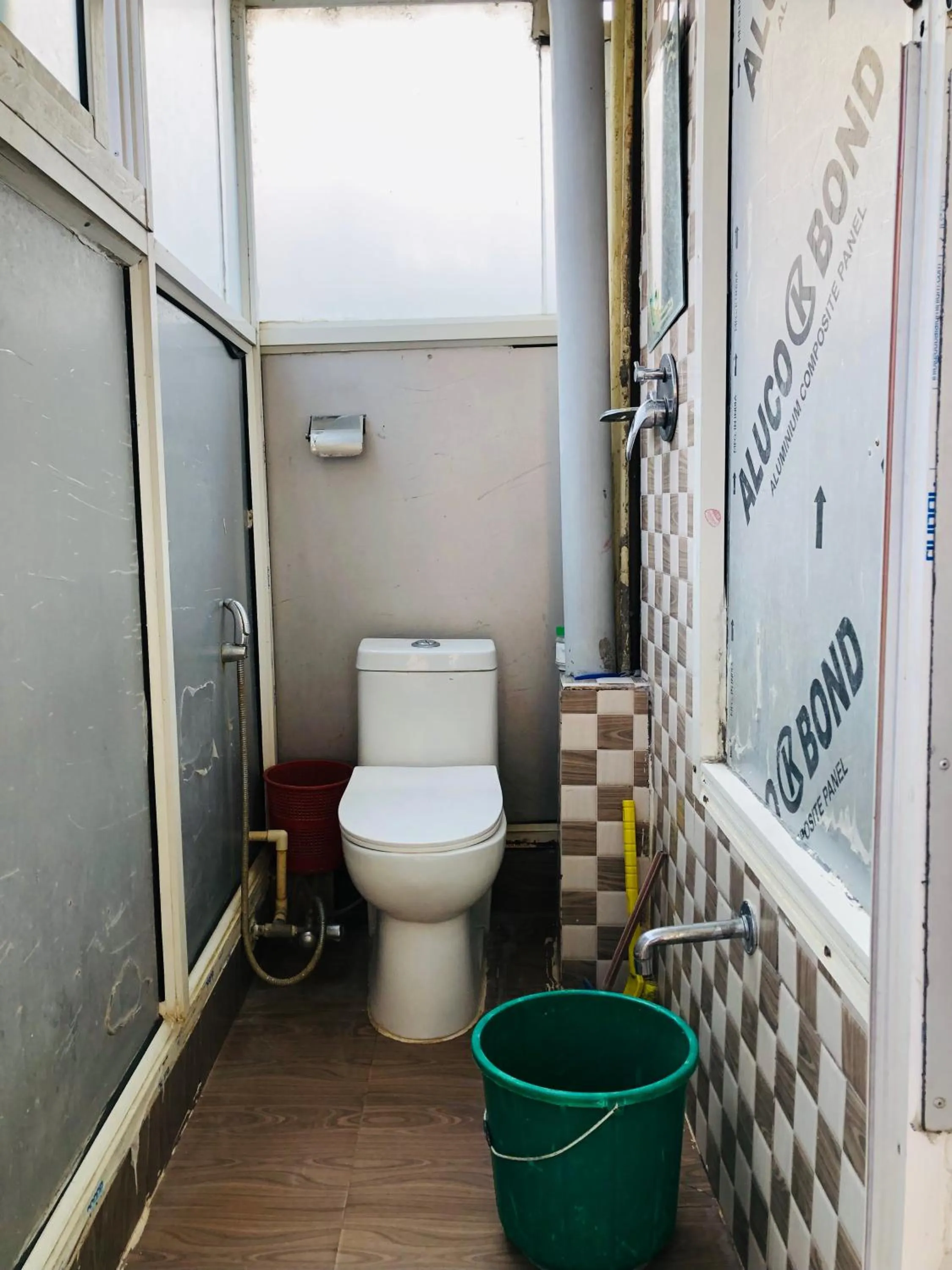 Sara's Backpackers Hotel