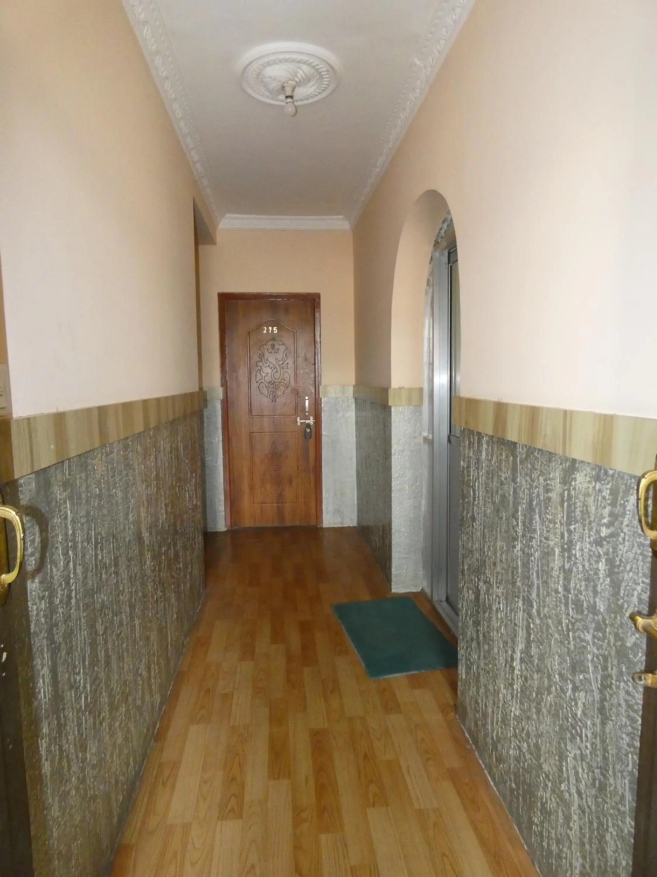 Property building in Sara's Backpackers Hotel