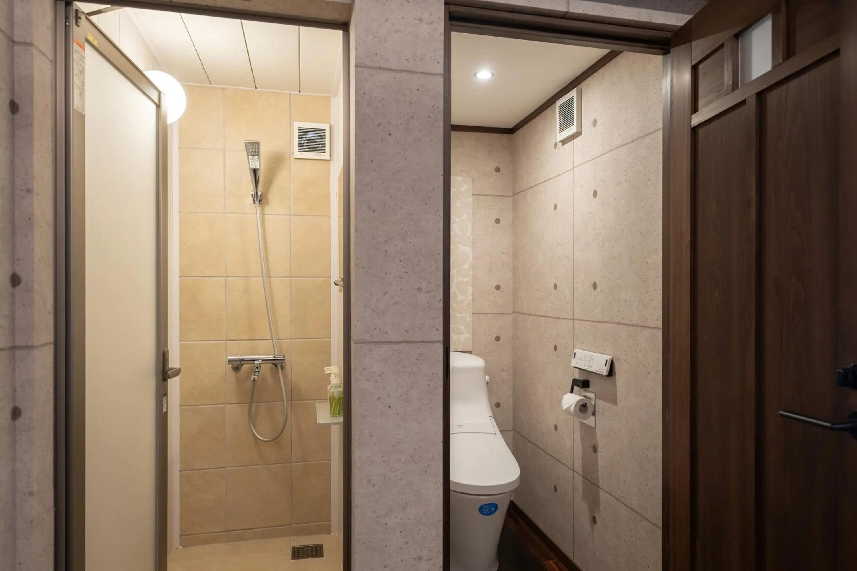 Bathroom in Machiya Hotel oyado baison