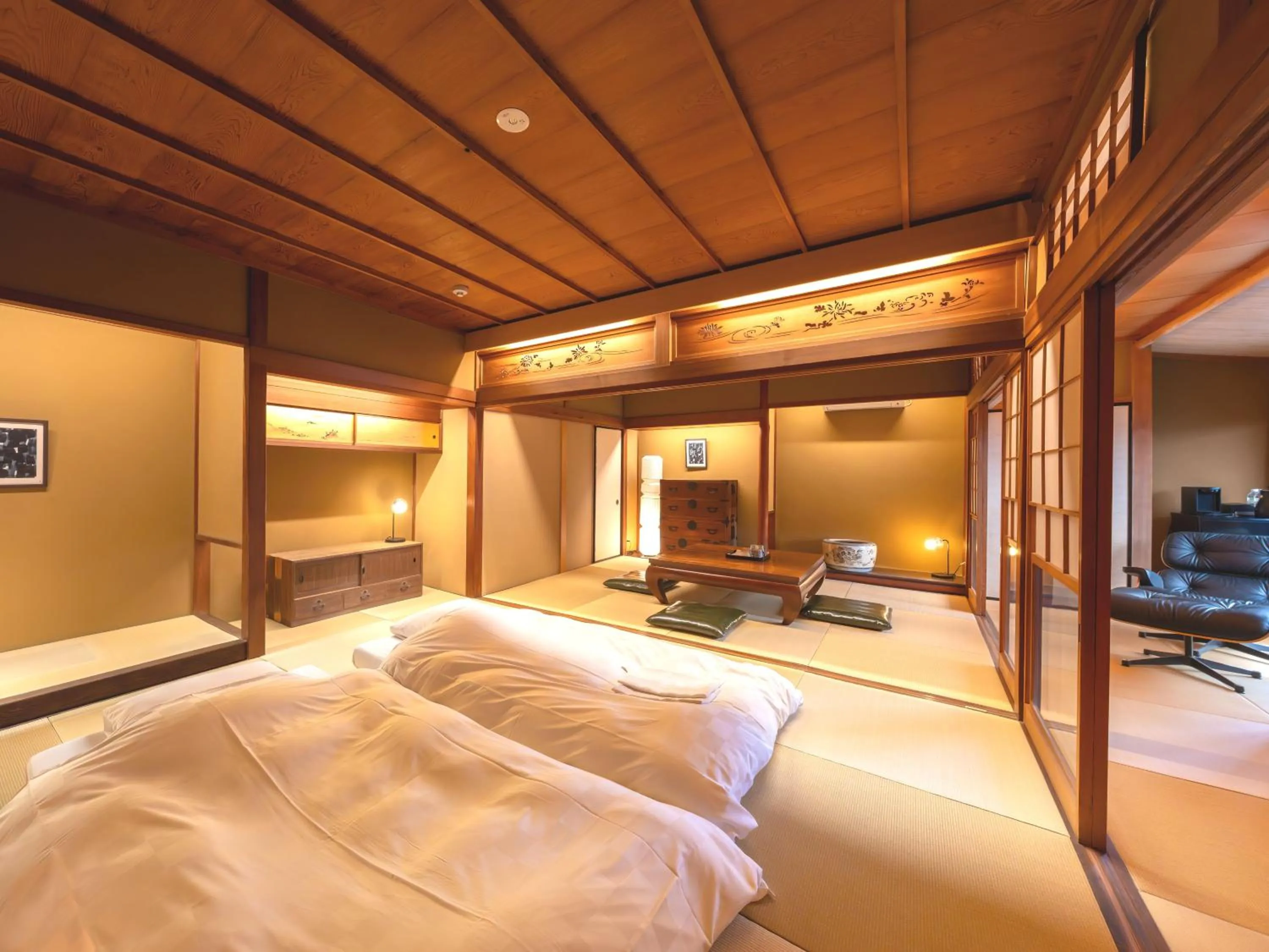 Photo of the whole room, Bed in Machiya Hotel oyado baison