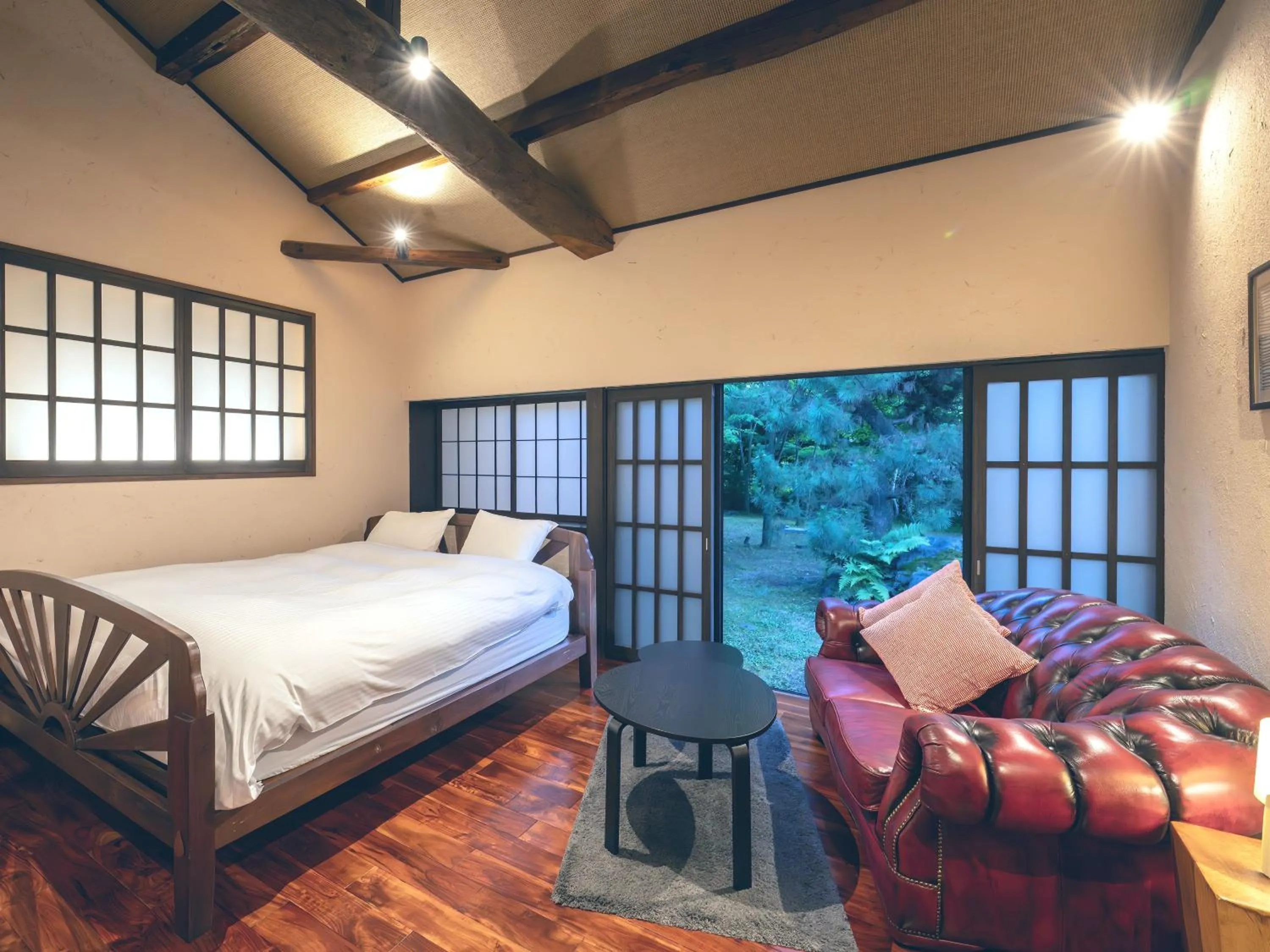 Photo of the whole room, Bed in Machiya Hotel oyado baison