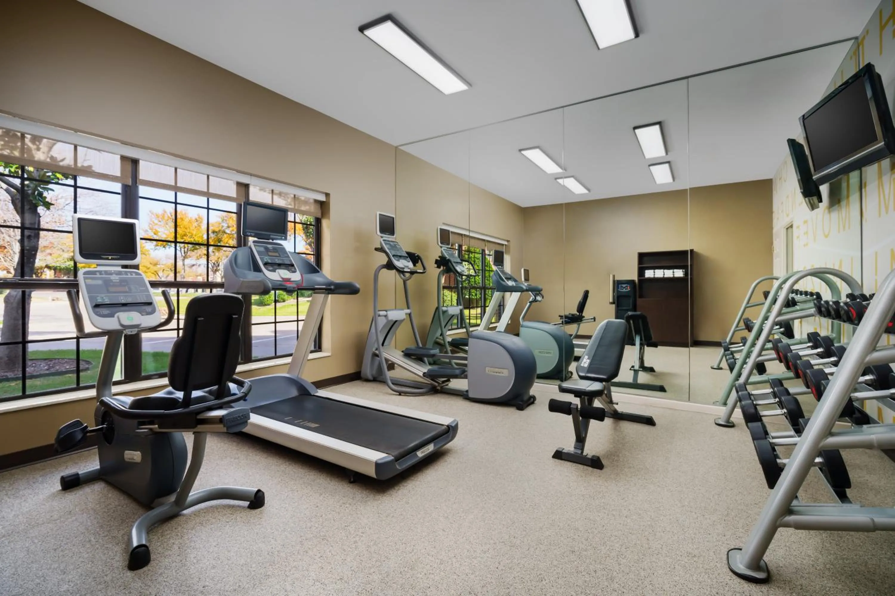 Fitness centre/facilities in Residence Inn Dallas Addison/Quorum Drive