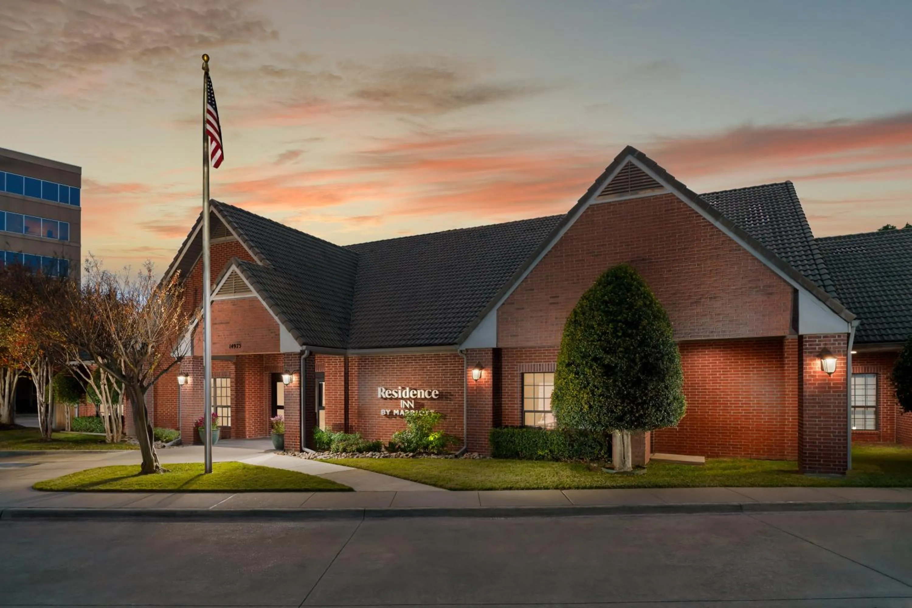 Property building in Residence Inn Dallas Addison/Quorum Drive