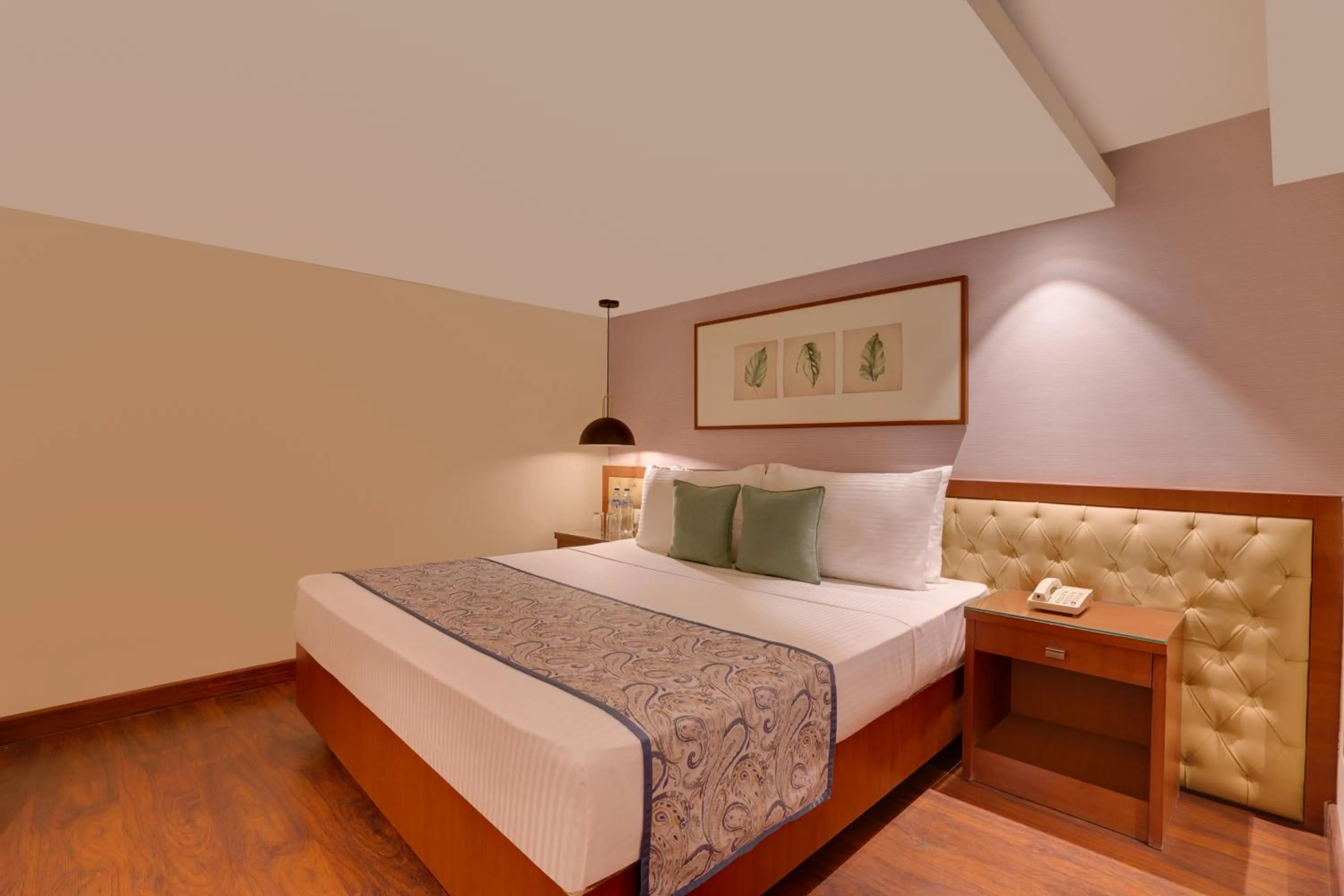Bedroom, Bed in Lemon Tree Resort, Mussoorie