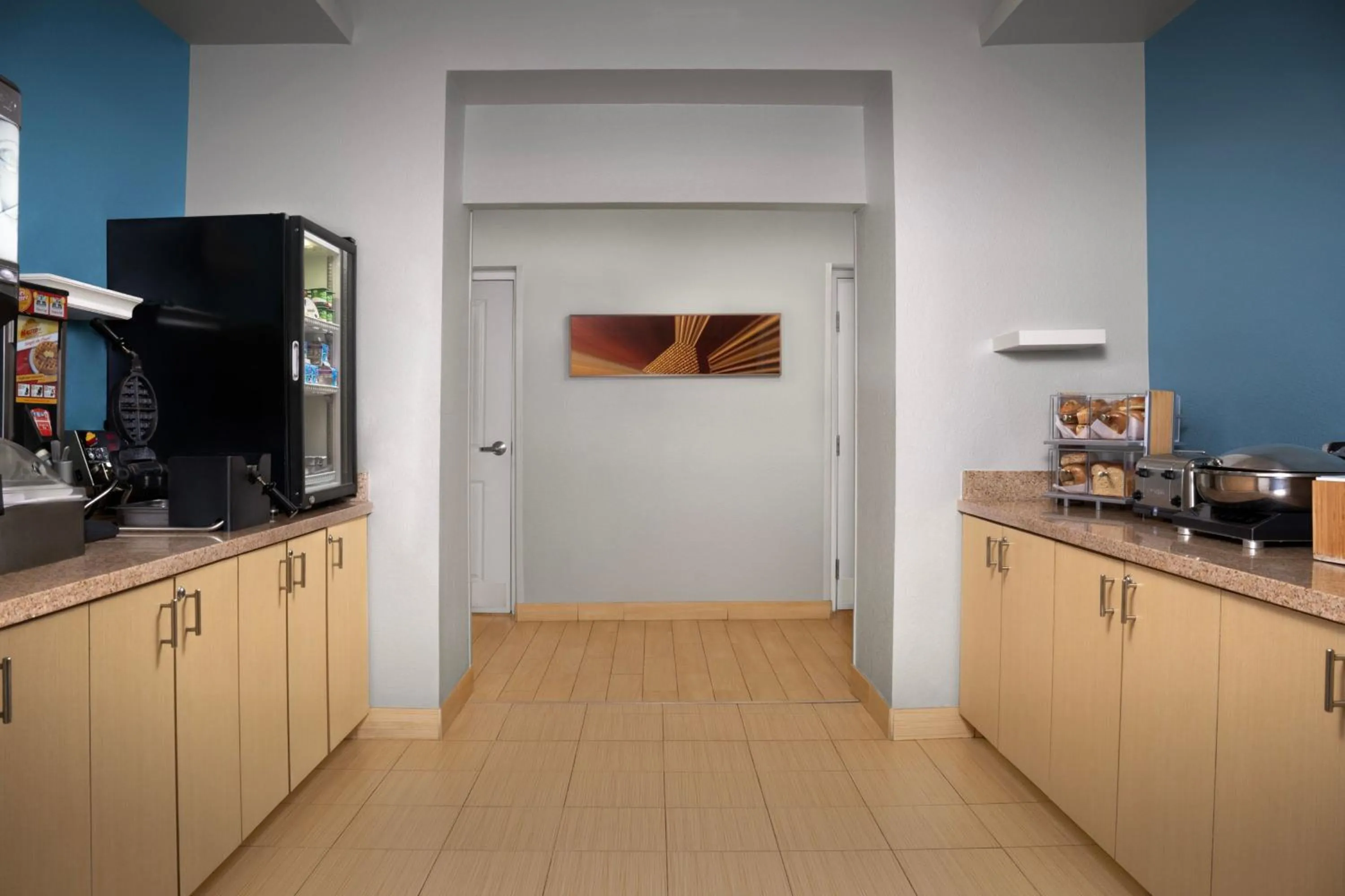 Breakfast in TownePlace Suites Dallas DeSoto