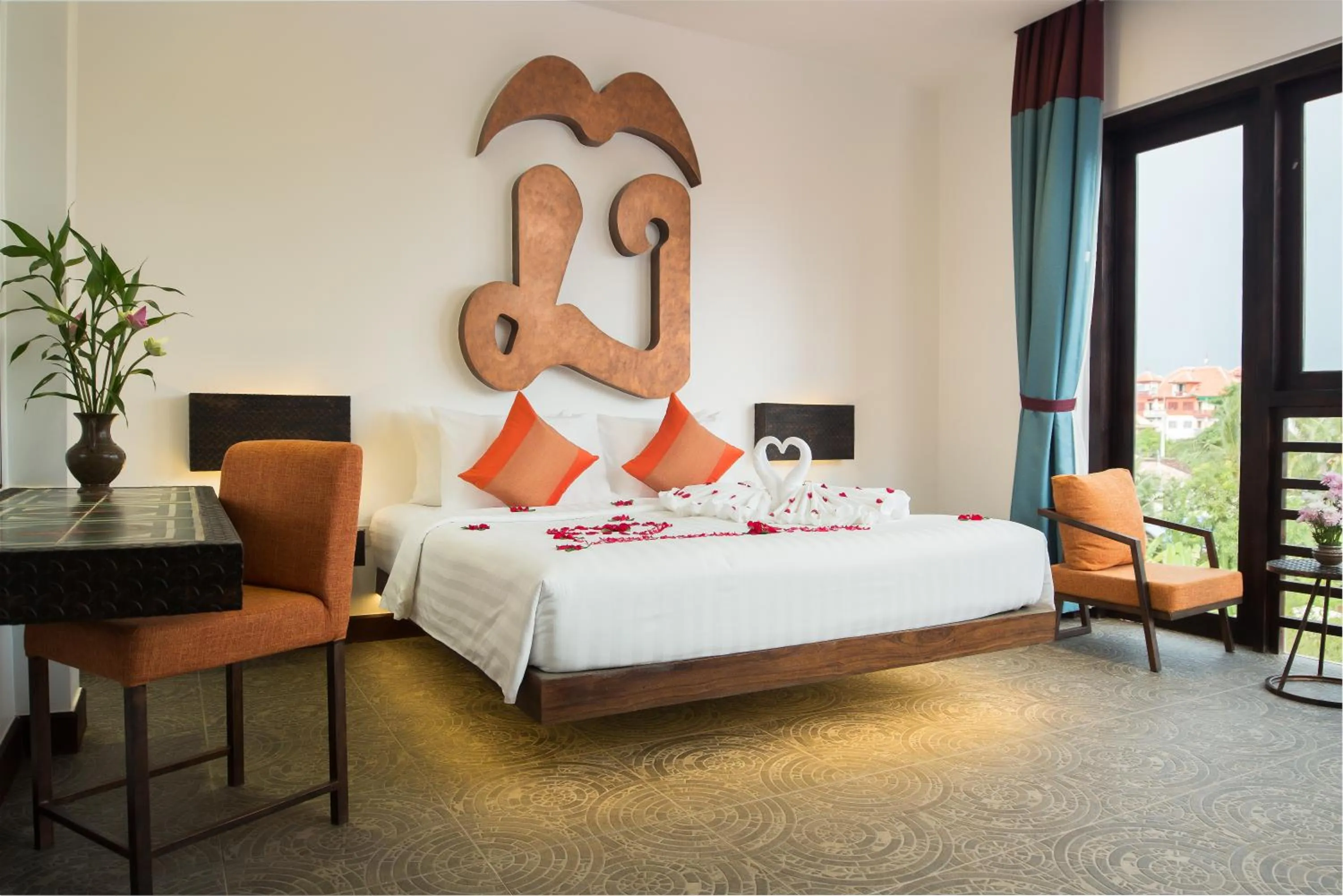 Bed in Golden Temple Villa