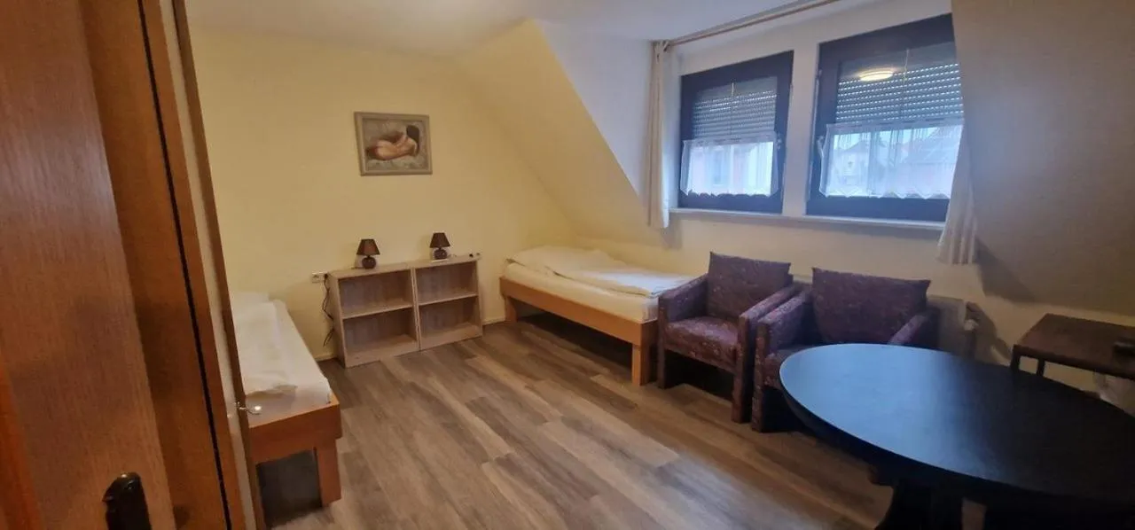 Property building, Bed in Frankenstube-Winkelhaid