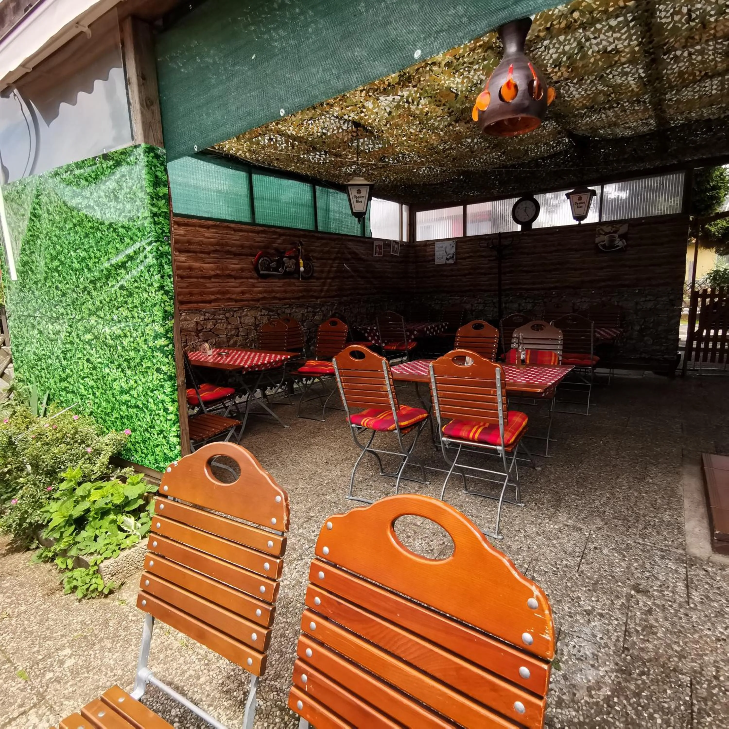 Restaurant/places to eat in Frankenstube-Winkelhaid