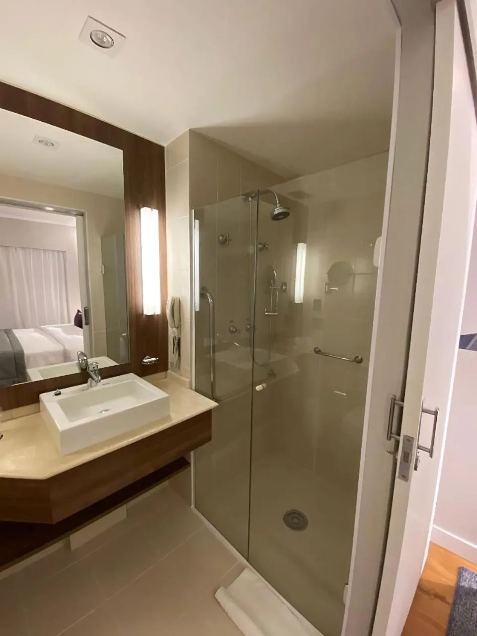 Bathroom in Clarion Faria Lima
