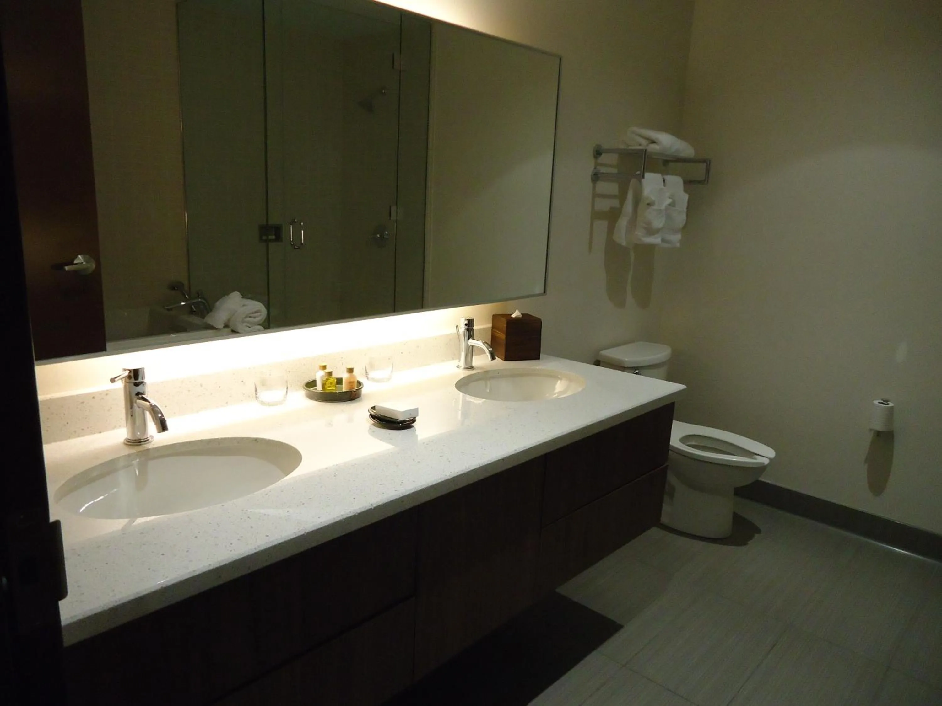 Bathroom in Hotel Casino New Nouveau Brunswick