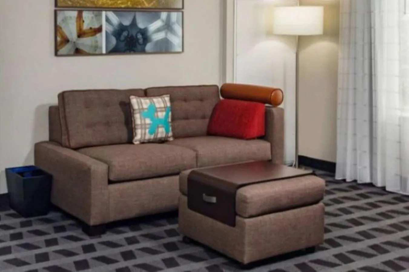 Living room in TownePlace Suites by Marriott Dallas Plano/Legacy