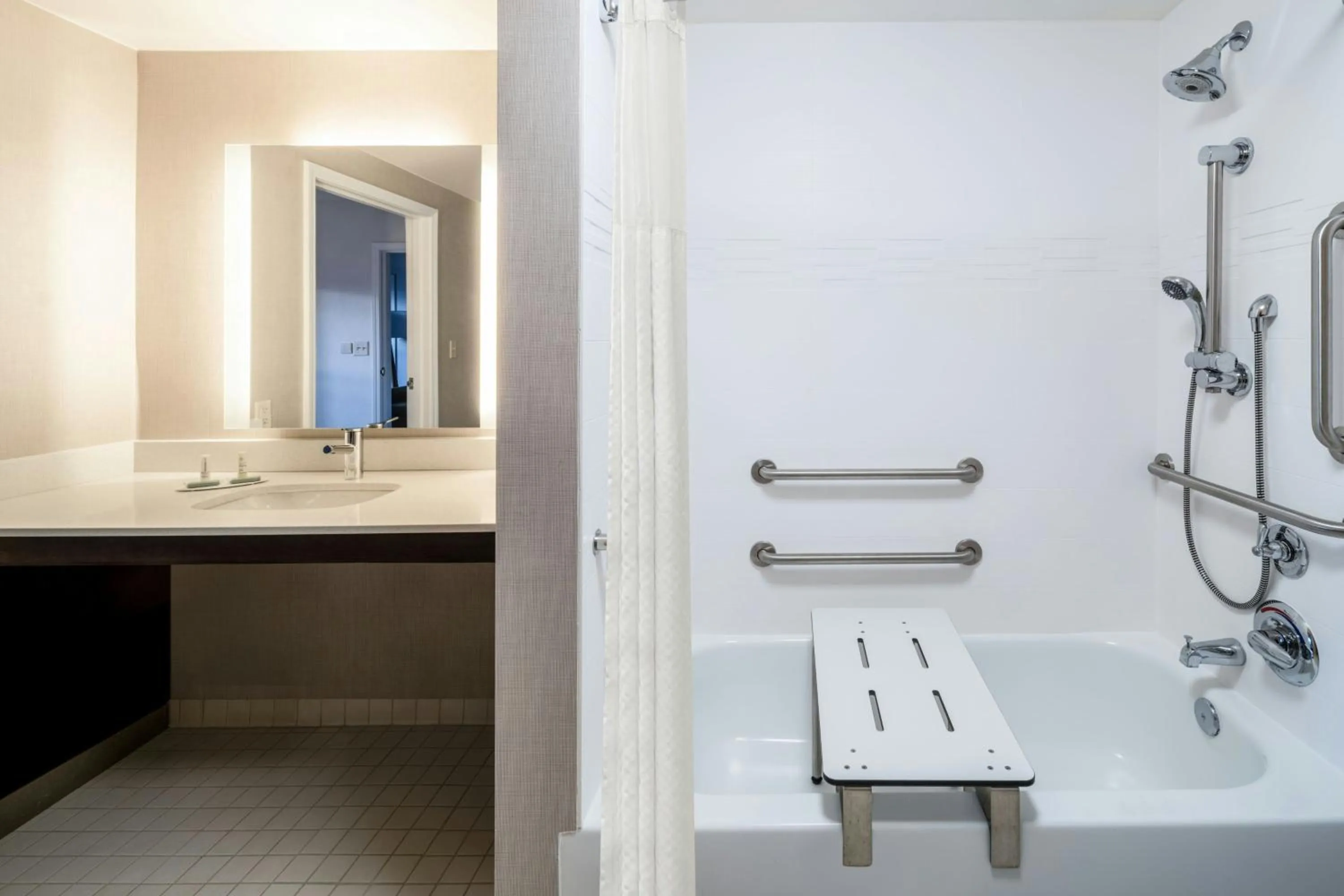Bathroom in Residence Inn by Marriott Denver Golden/Red Rocks