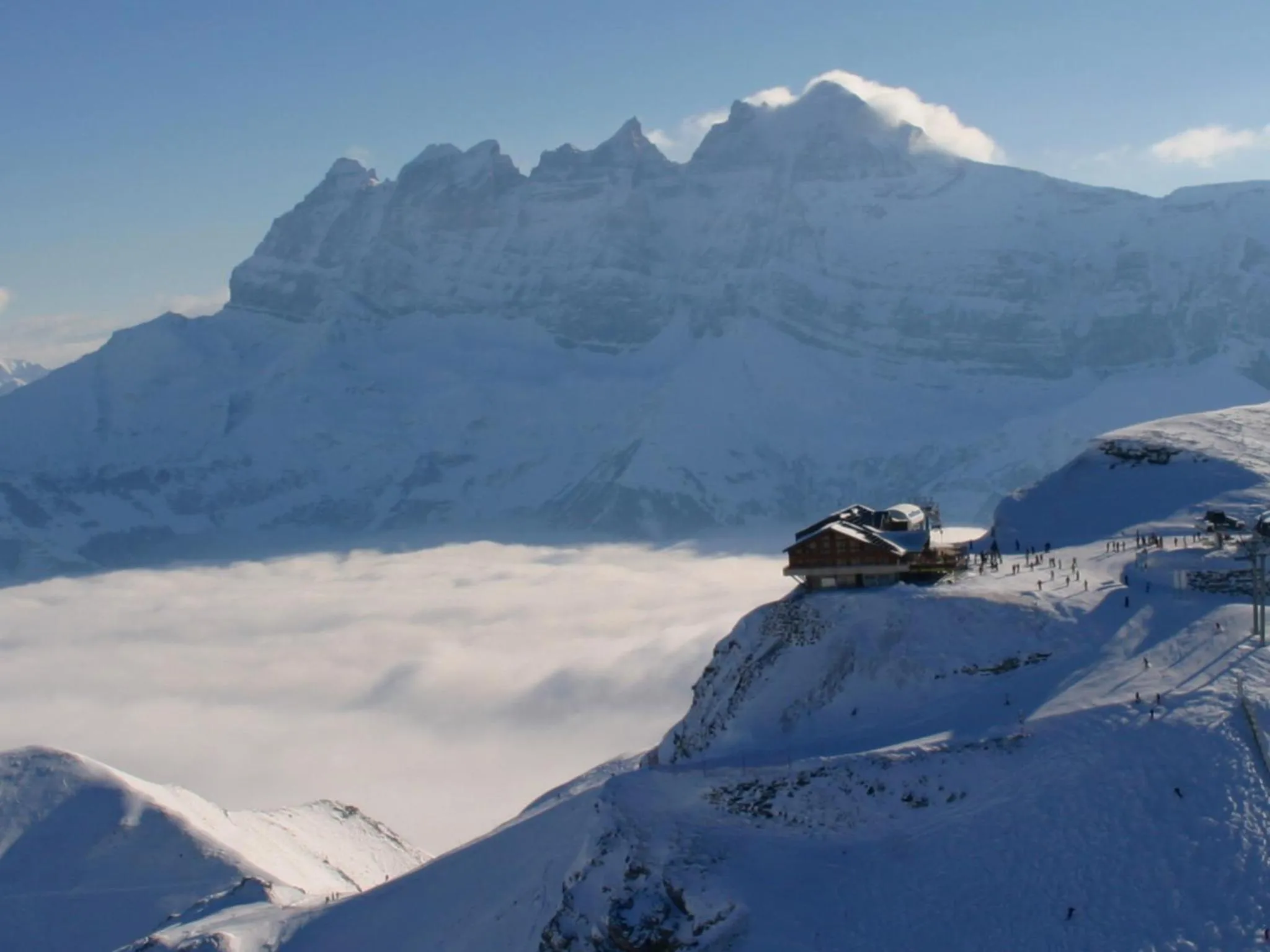 Day in Hôtel des Dromonts by SOWELL COLLECTION