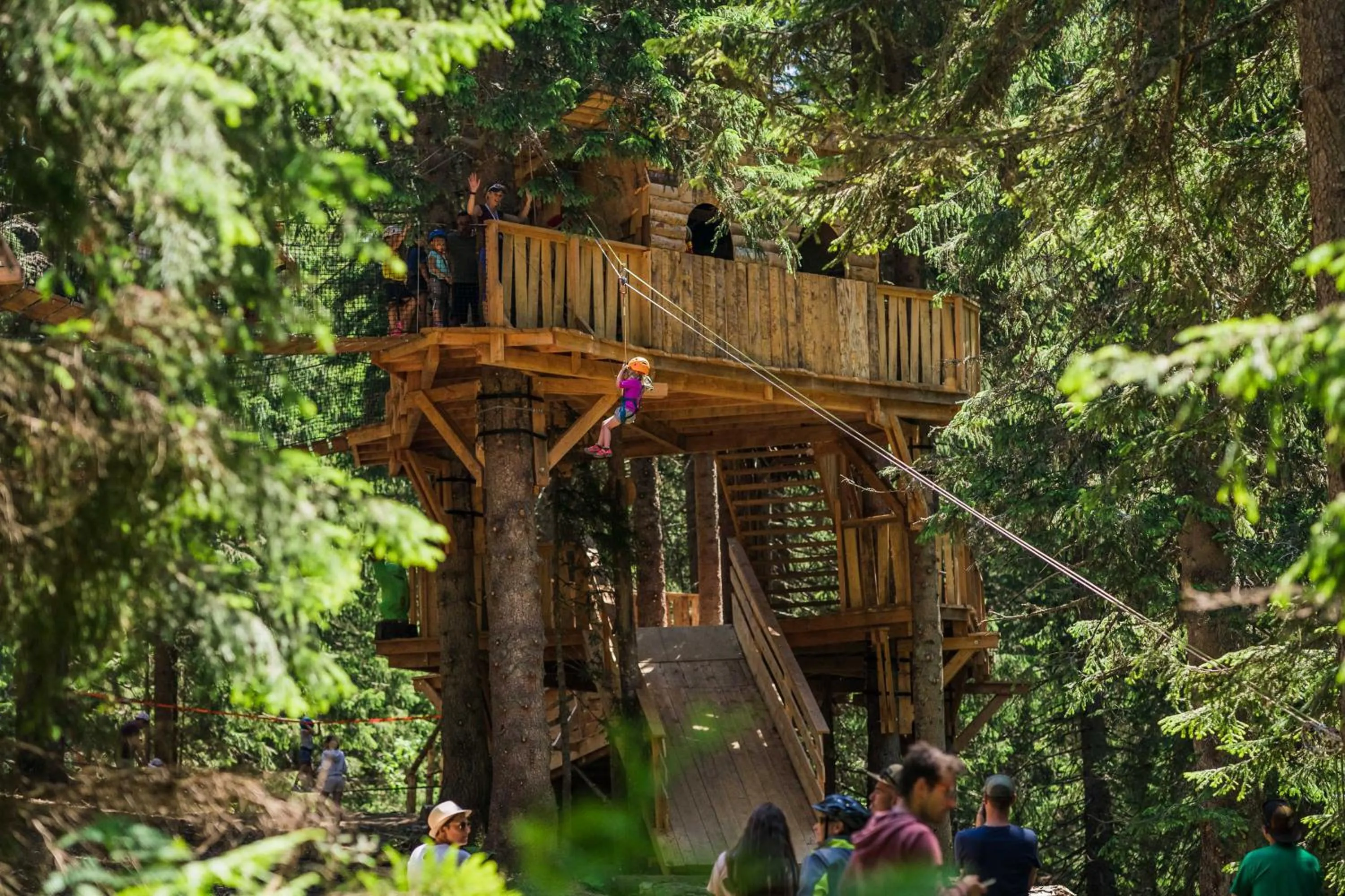 Activities in Hôtel des Dromonts by SOWELL COLLECTION