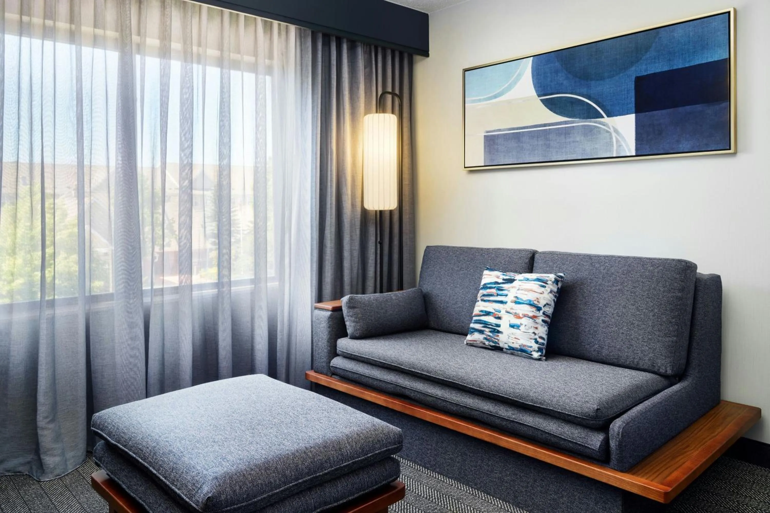 Photo of the whole room in Courtyard Boulder Longmont