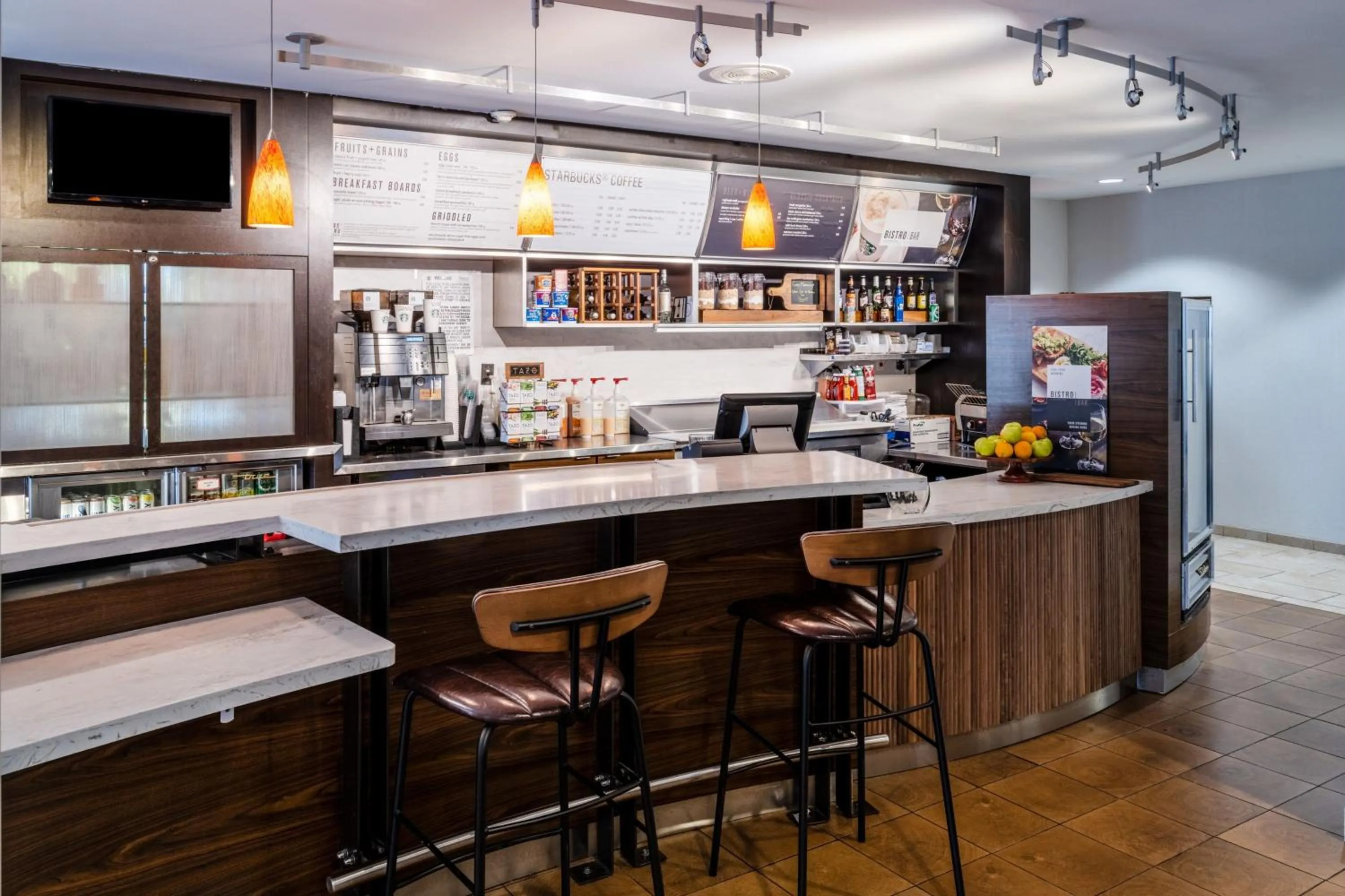 Restaurant/places to eat in Courtyard Denver Southwest/Lakewood