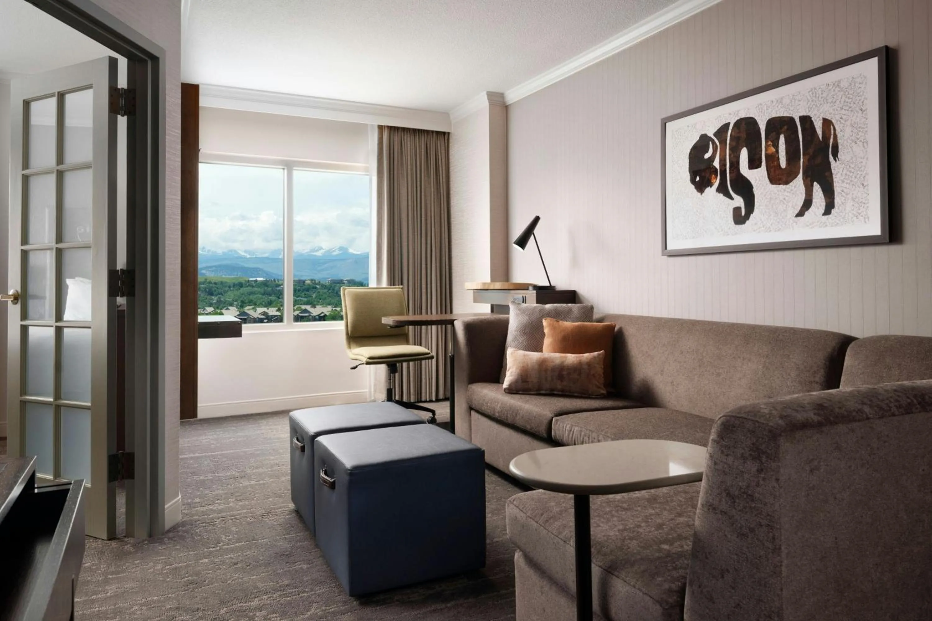 Bedroom in Renaissance Boulder Flatiron Hotel