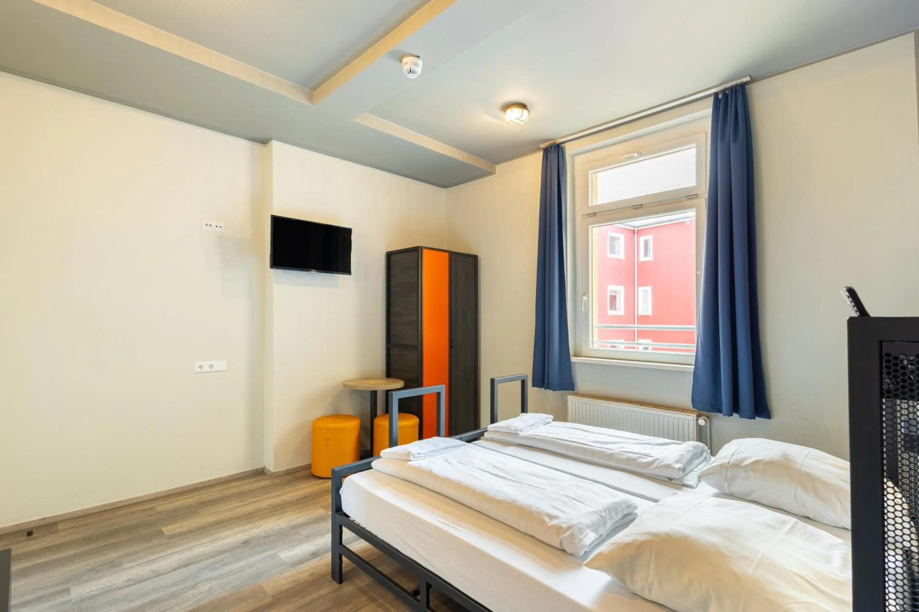 TV and multimedia, Bed in a&o Dortmund Hauptbahnhof
