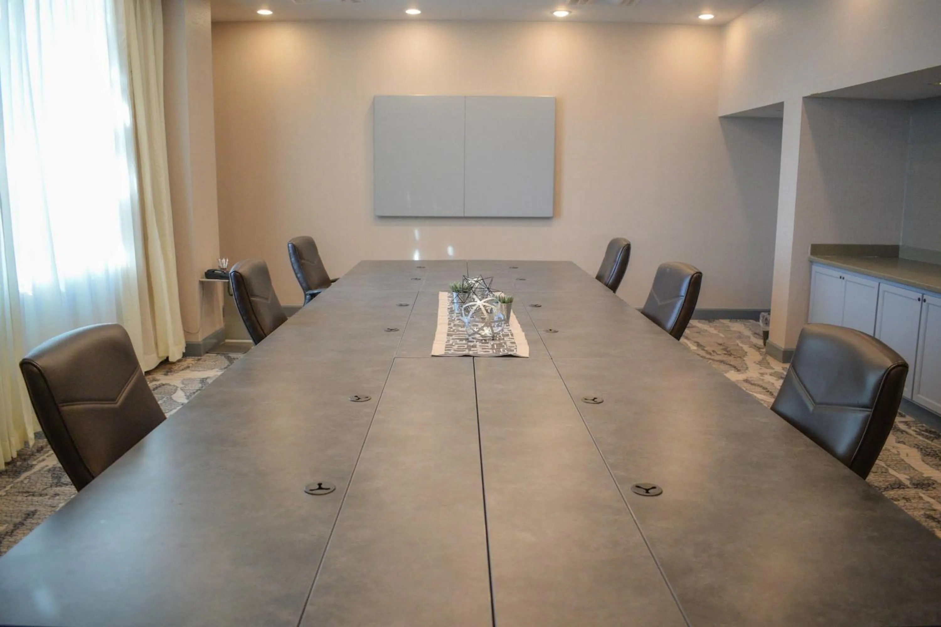 Meeting/conference room in Marriott DFW Airport South