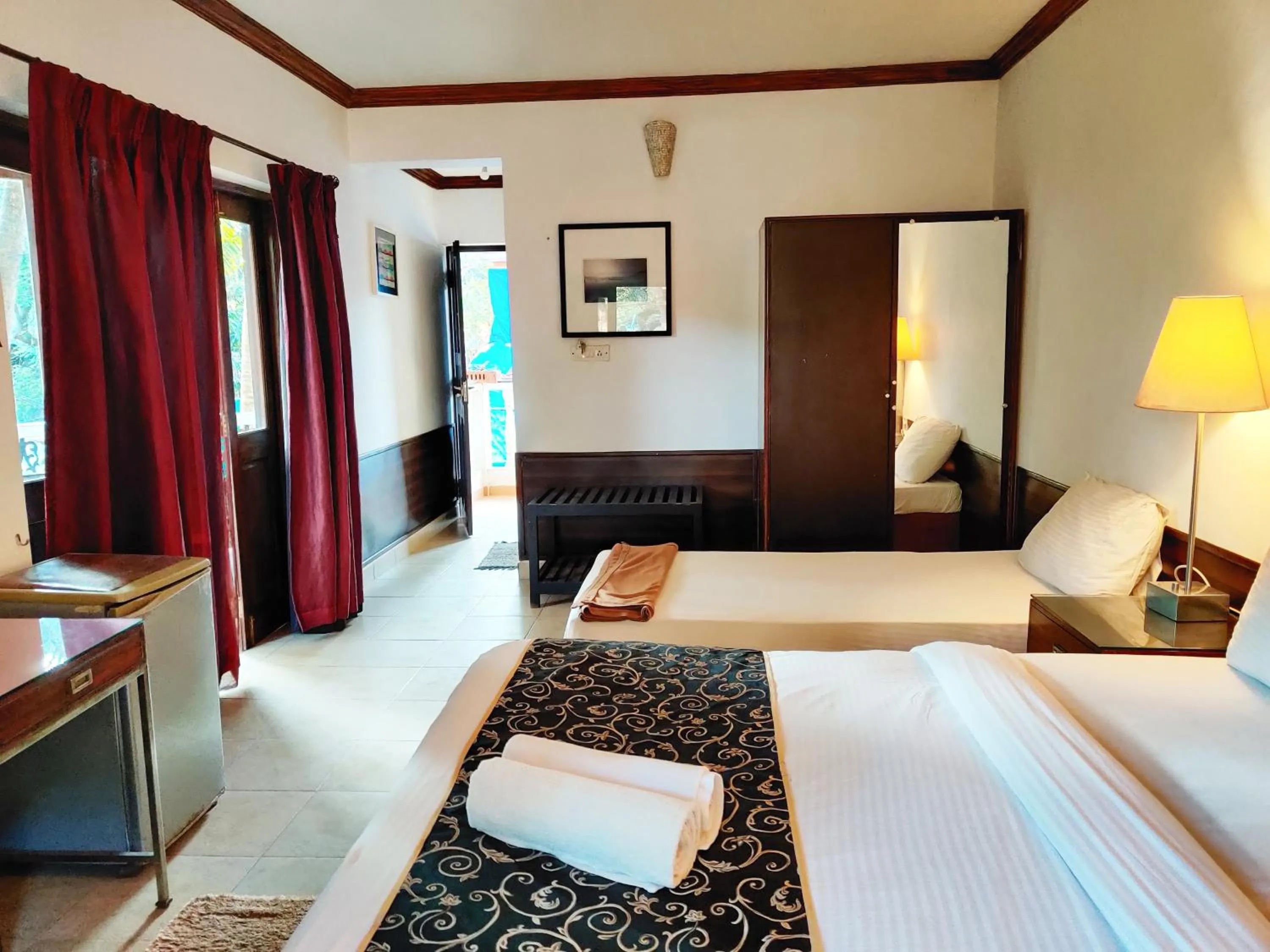 Other, Bed in The Camelot Beach Resort - Baga
