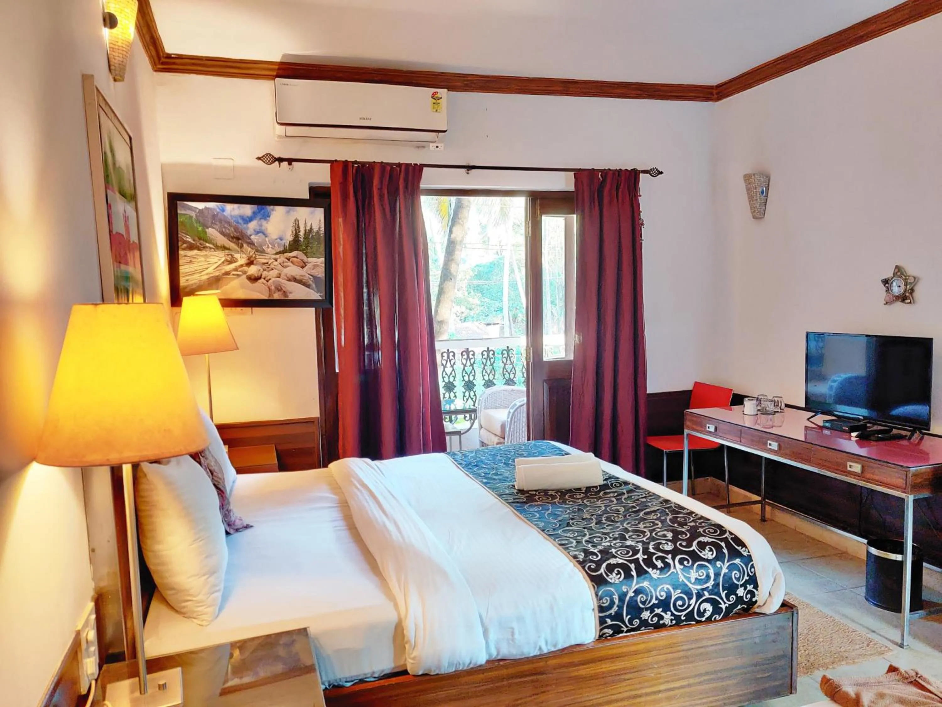 Other, Bed in The Camelot Beach Resort - Baga