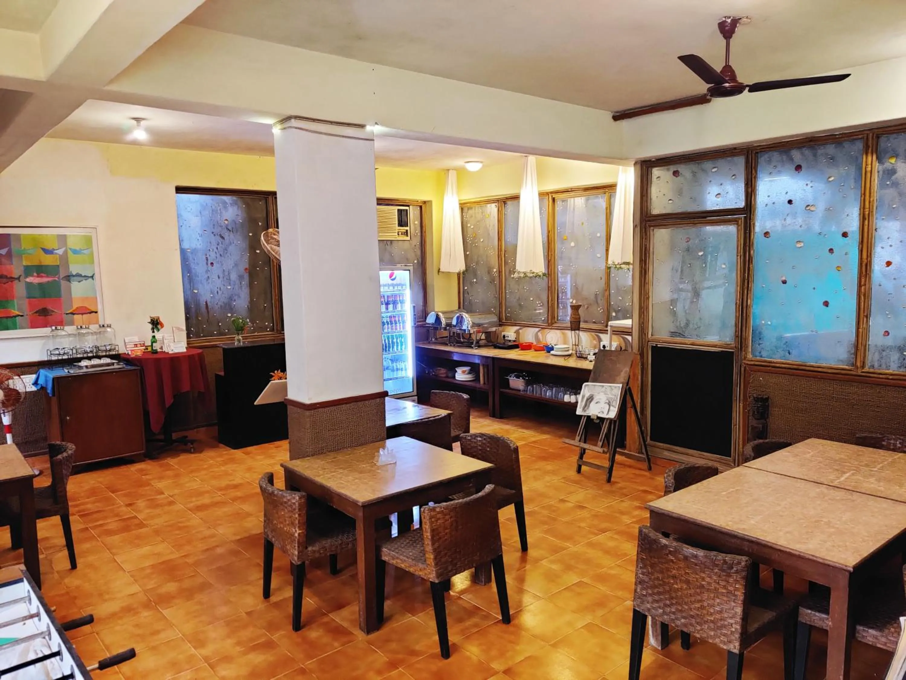 Restaurant/places to eat in The Camelot Beach Resort - Baga