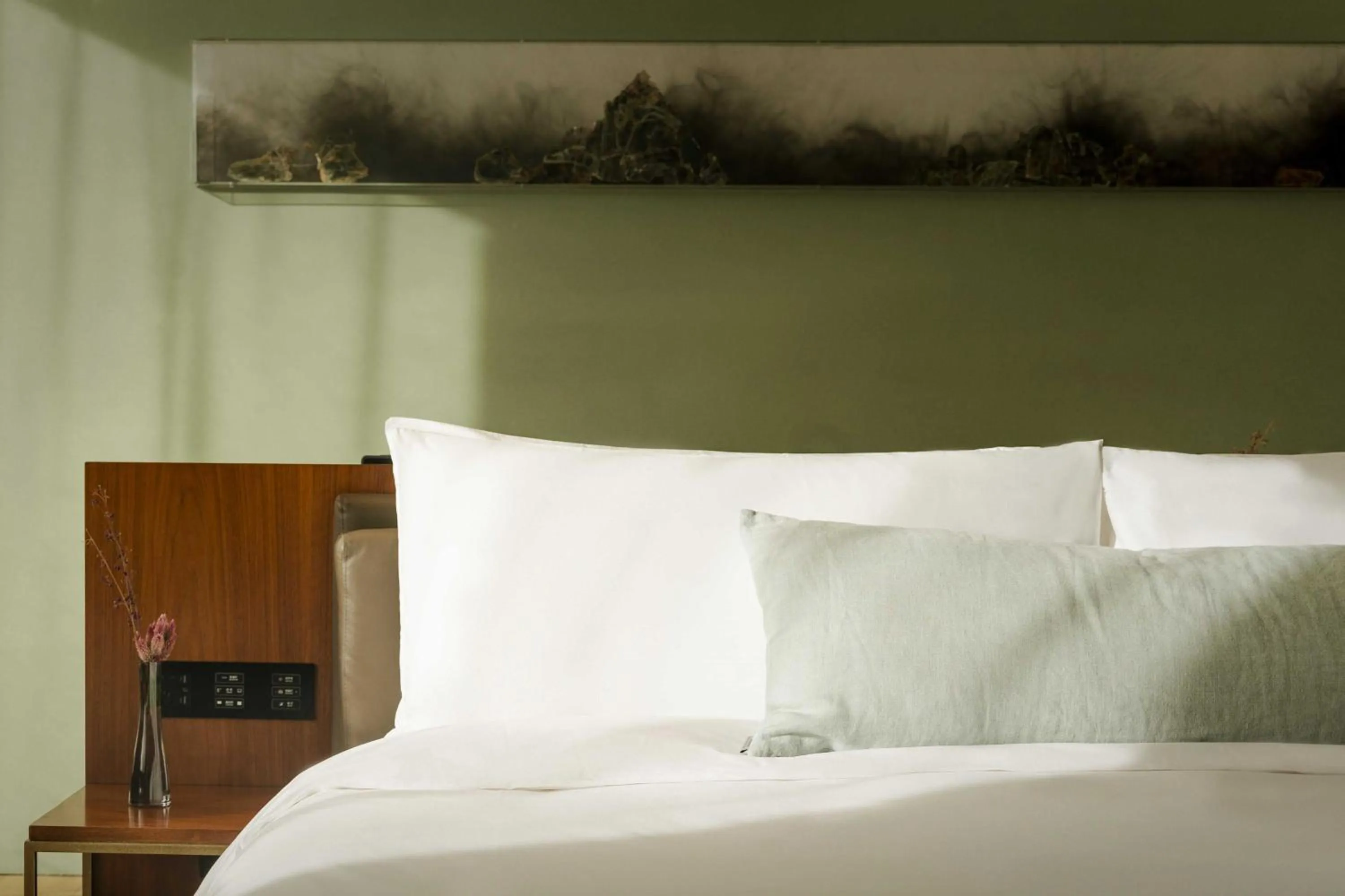 Bed in The Sukhothai Shanghai