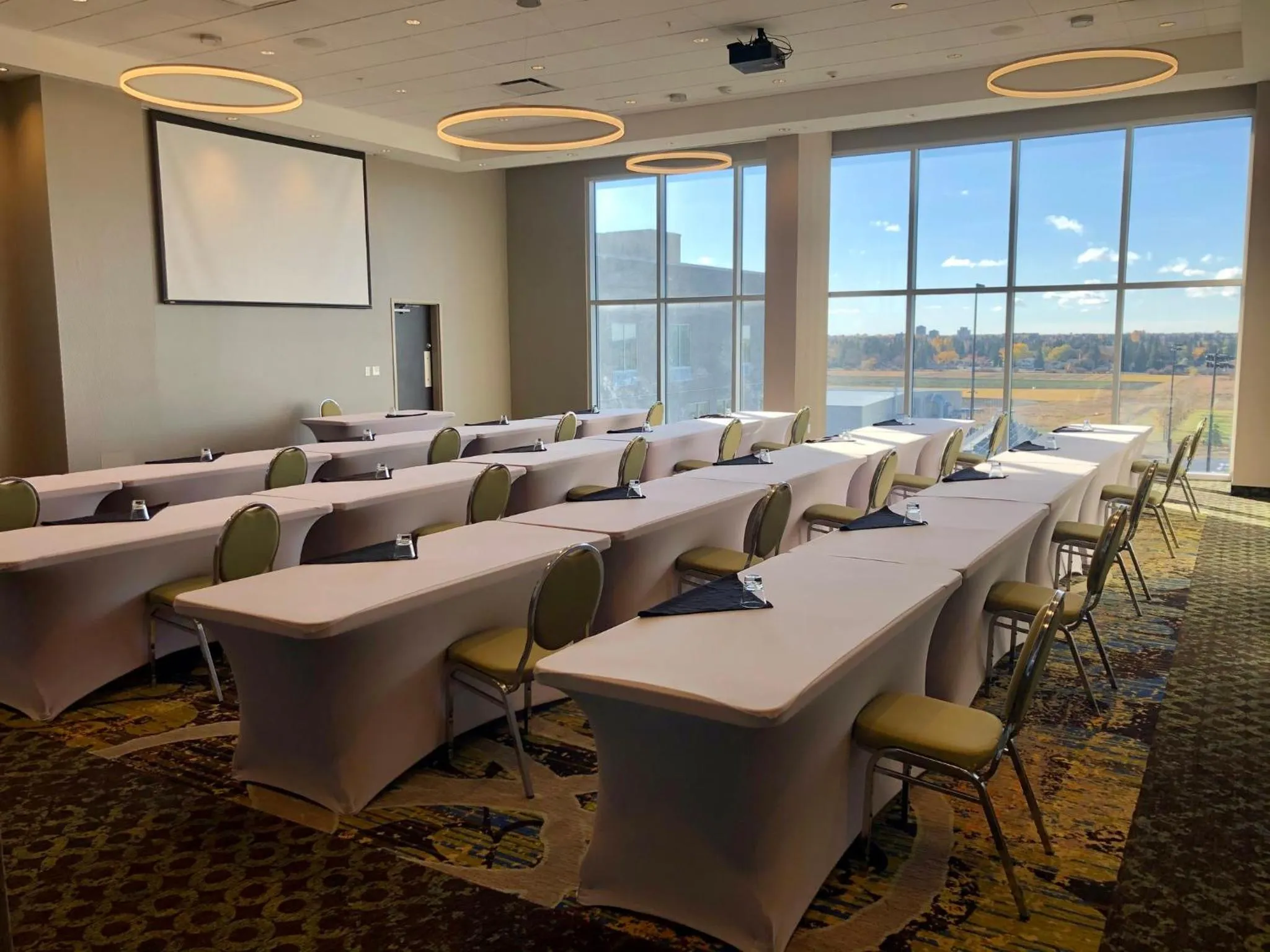Banquet/Function facilities in Staybridge Suites - Saskatoon - University by IHG