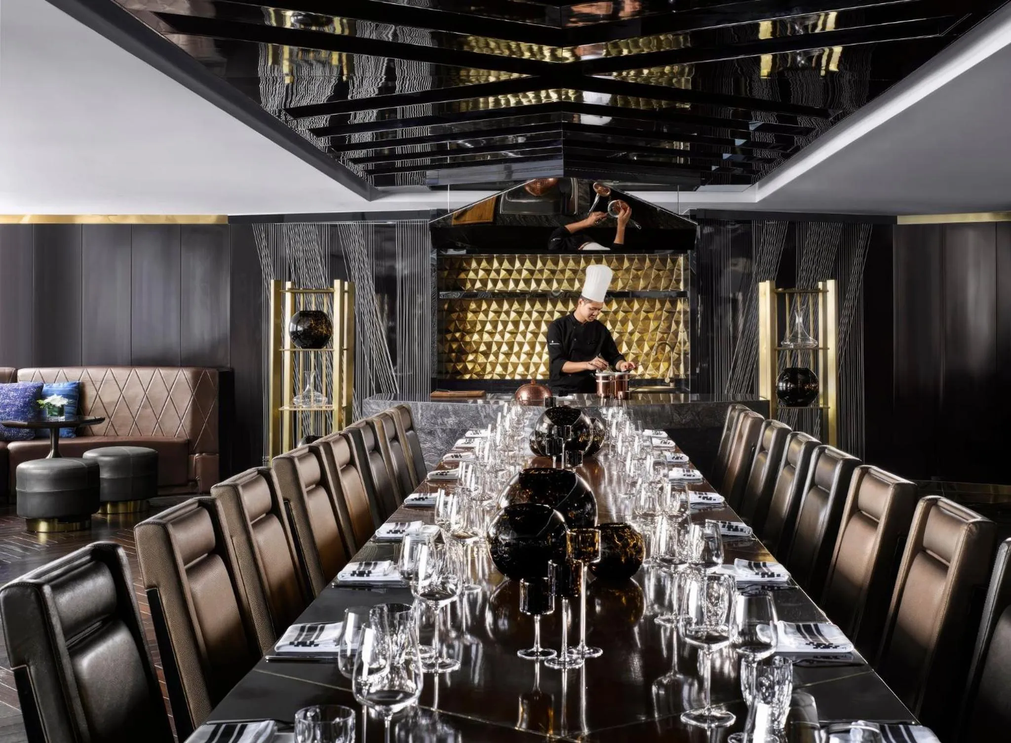 Restaurant/places to eat in InterContinental Hanoi Landmark72 by IHG