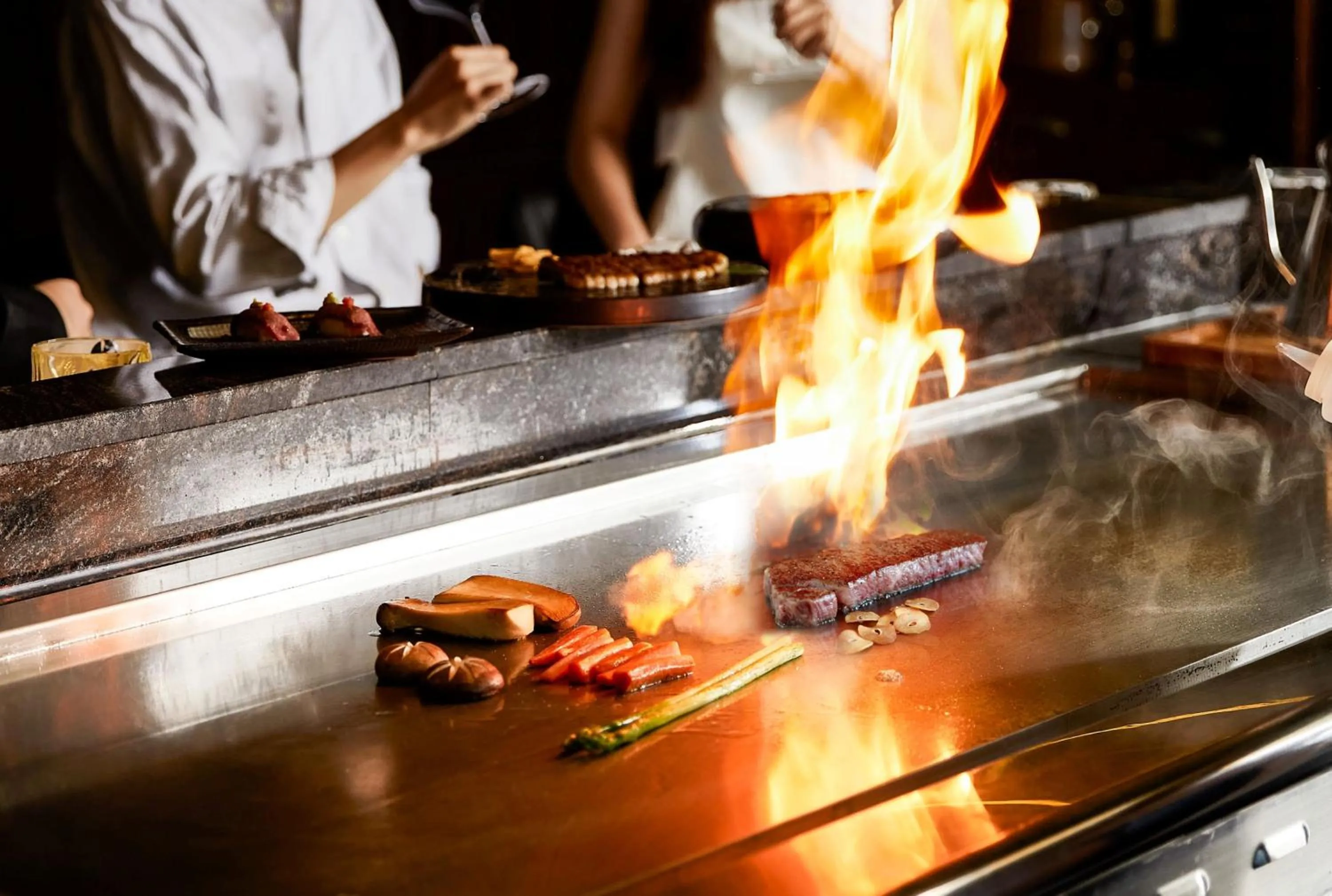 Restaurant/places to eat in InterContinental Hanoi Landmark72 by IHG