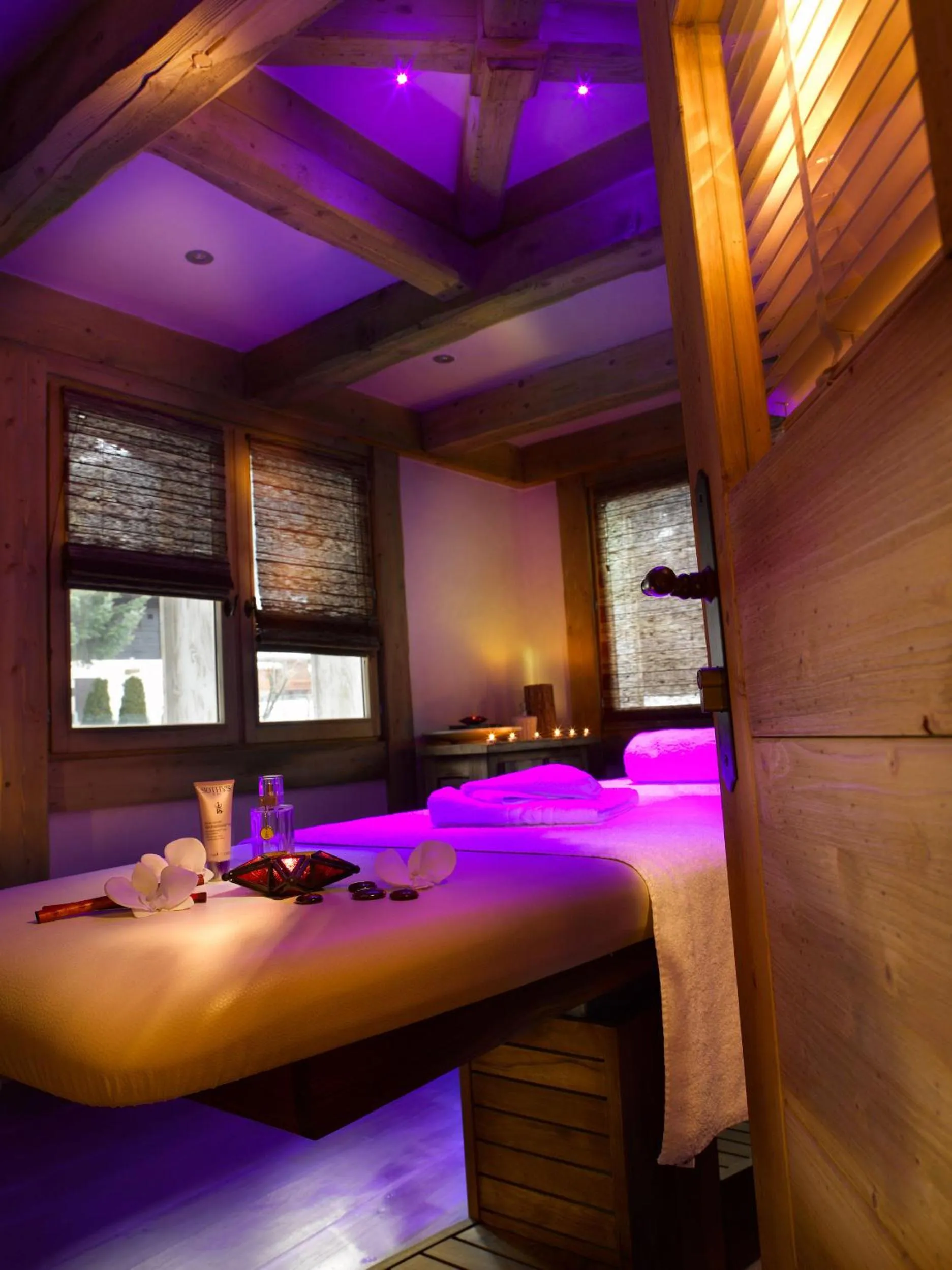 Spa and wellness centre/facilities, Bed in CGH Résidences & Spas Le Hameau Du Beaufortain