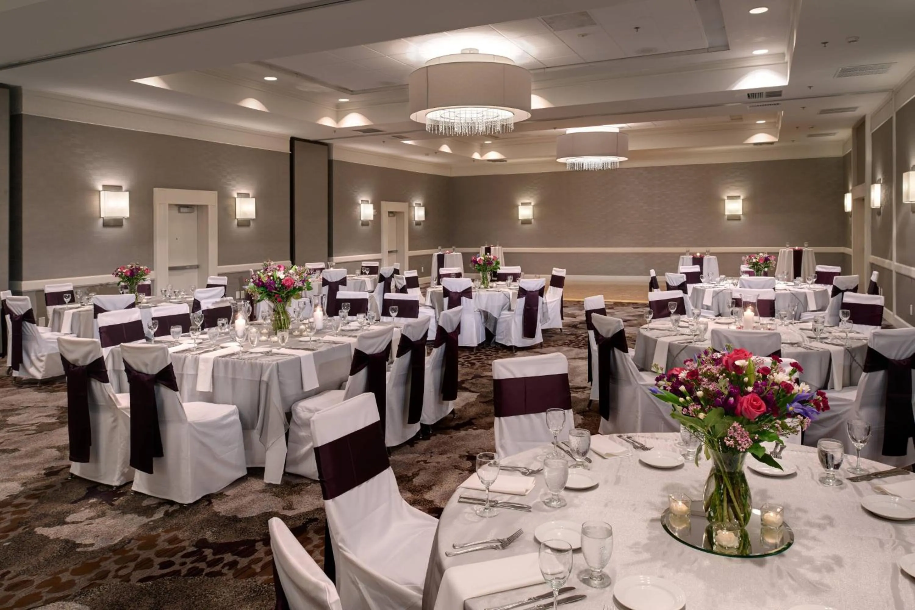 Lobby or reception in Detroit Marriott Livonia