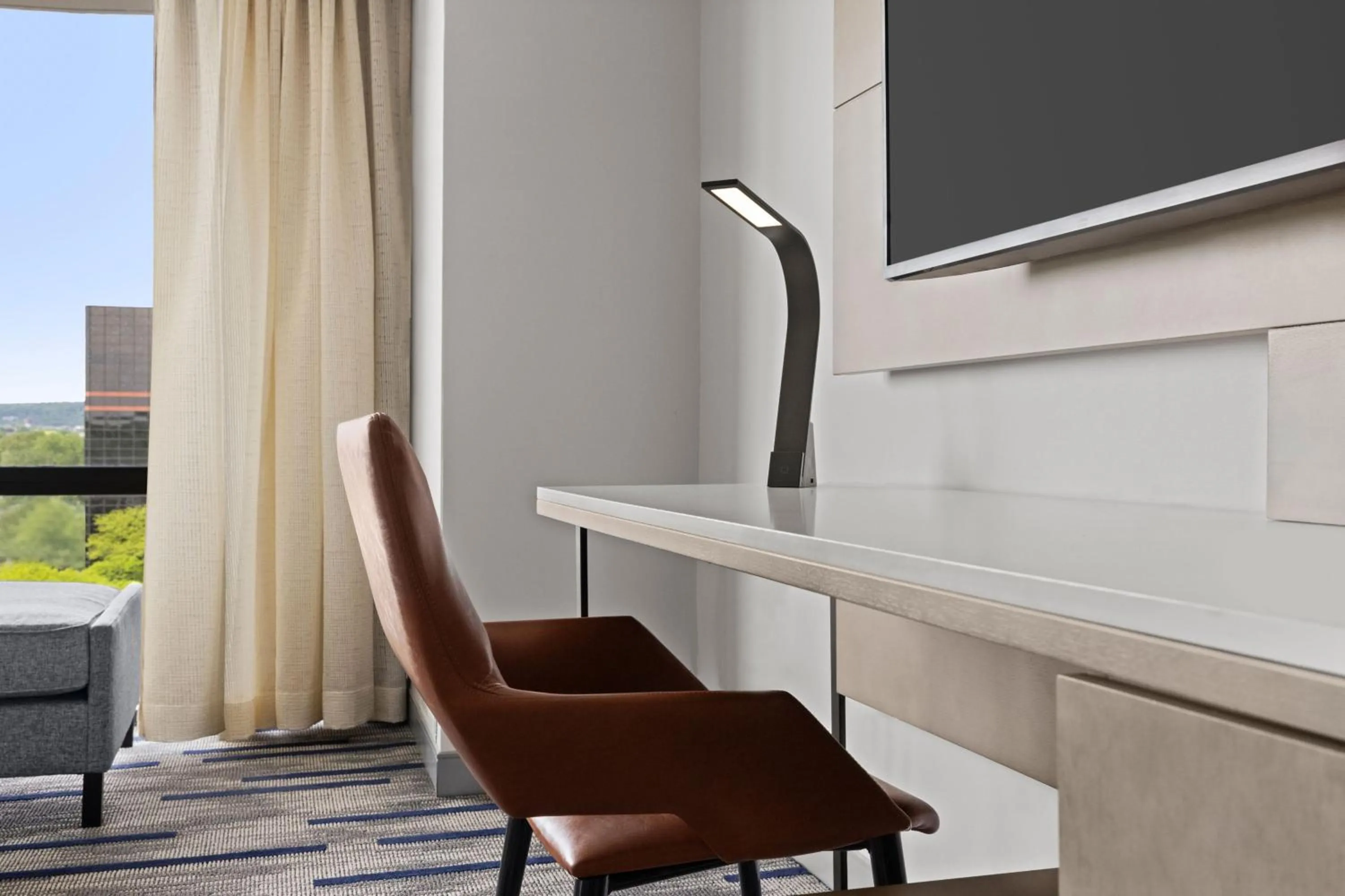 Photo of the whole room in Marriott Saddle Brook