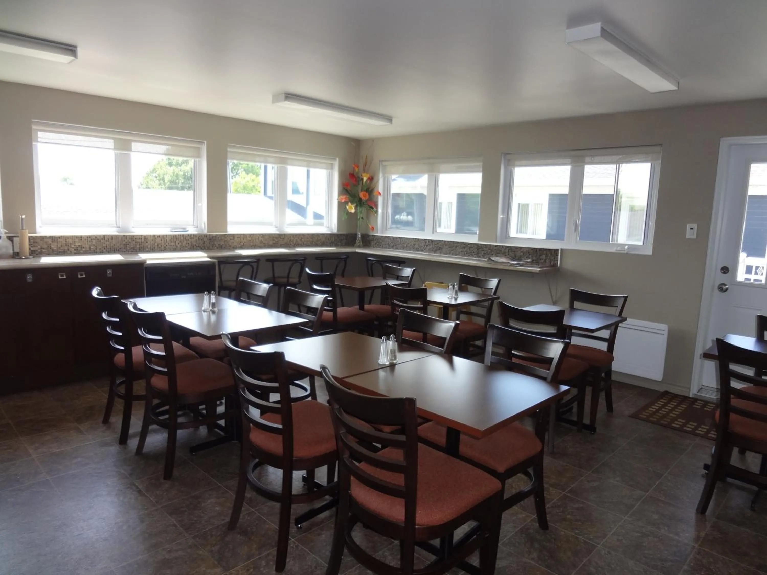 Restaurant/places to eat in Hotel Citadelle