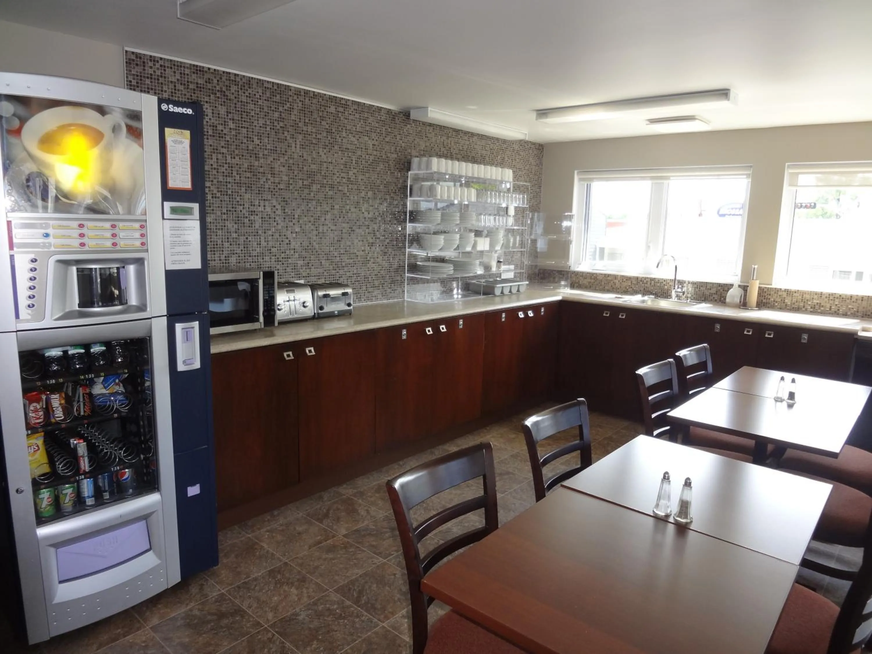 Restaurant/places to eat in Hotel Citadelle