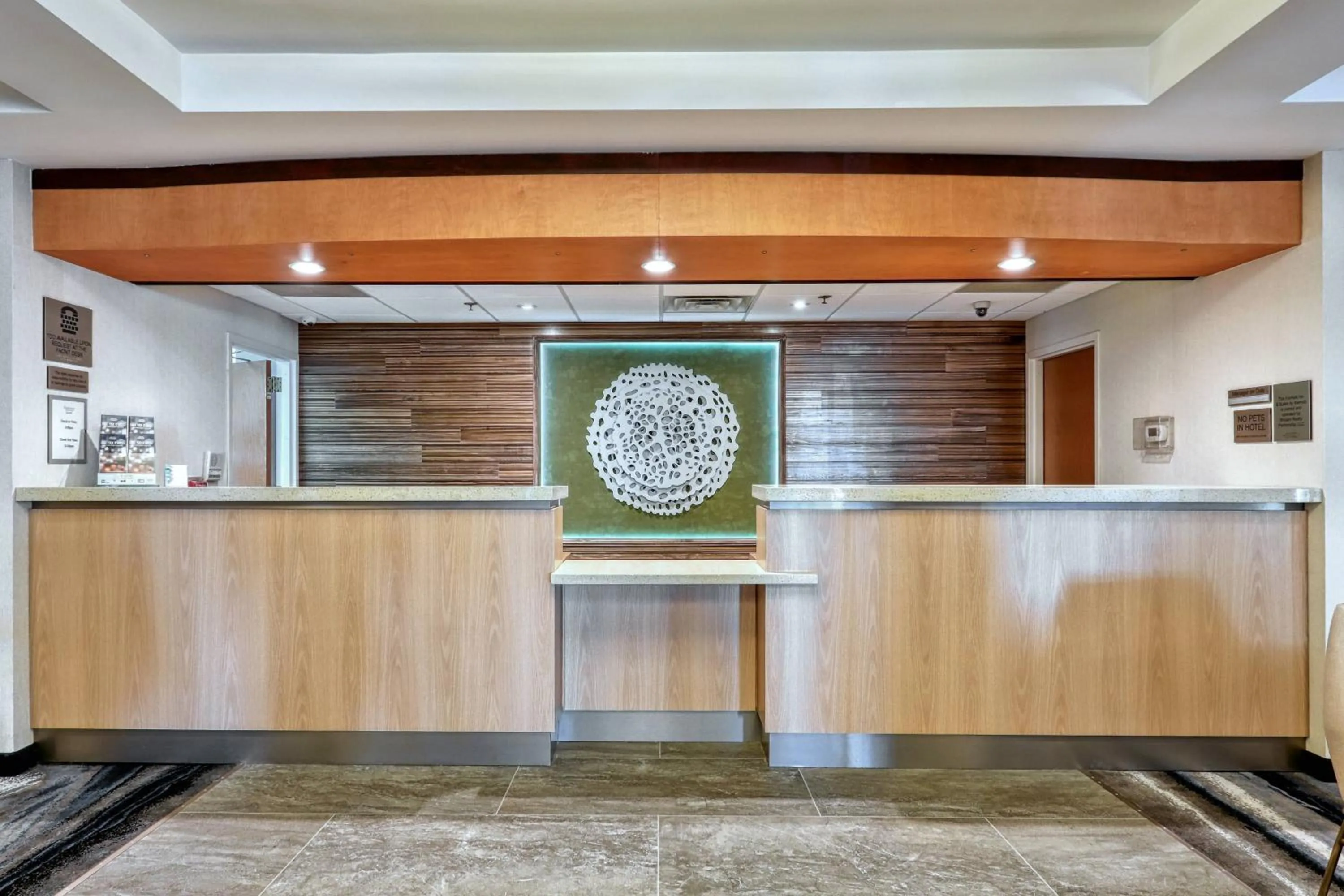 Lobby or reception in Fairfield Inn & Suites Woodbridge