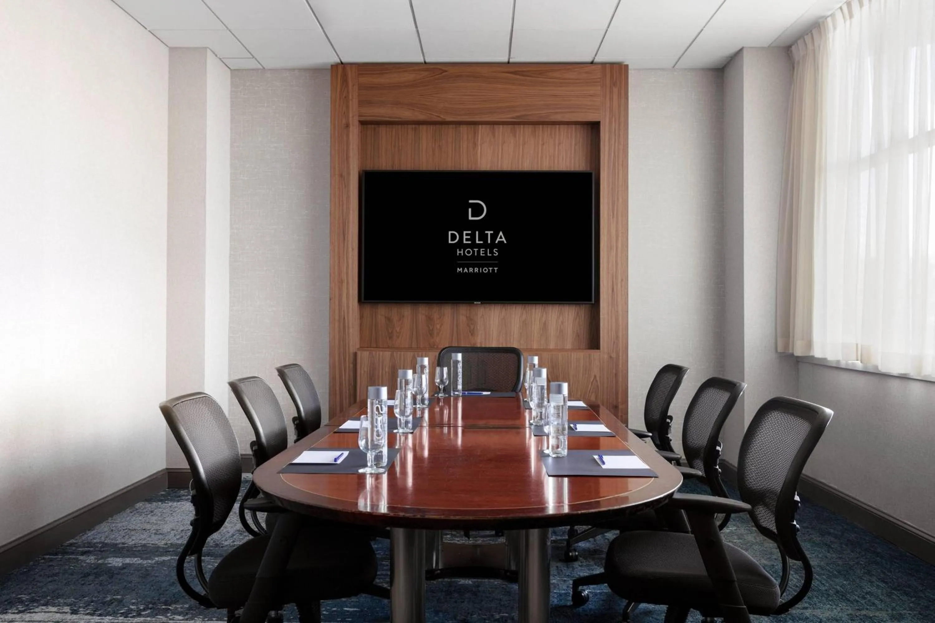 Meeting/conference room in Delta Hotels by Marriott Woodbridge