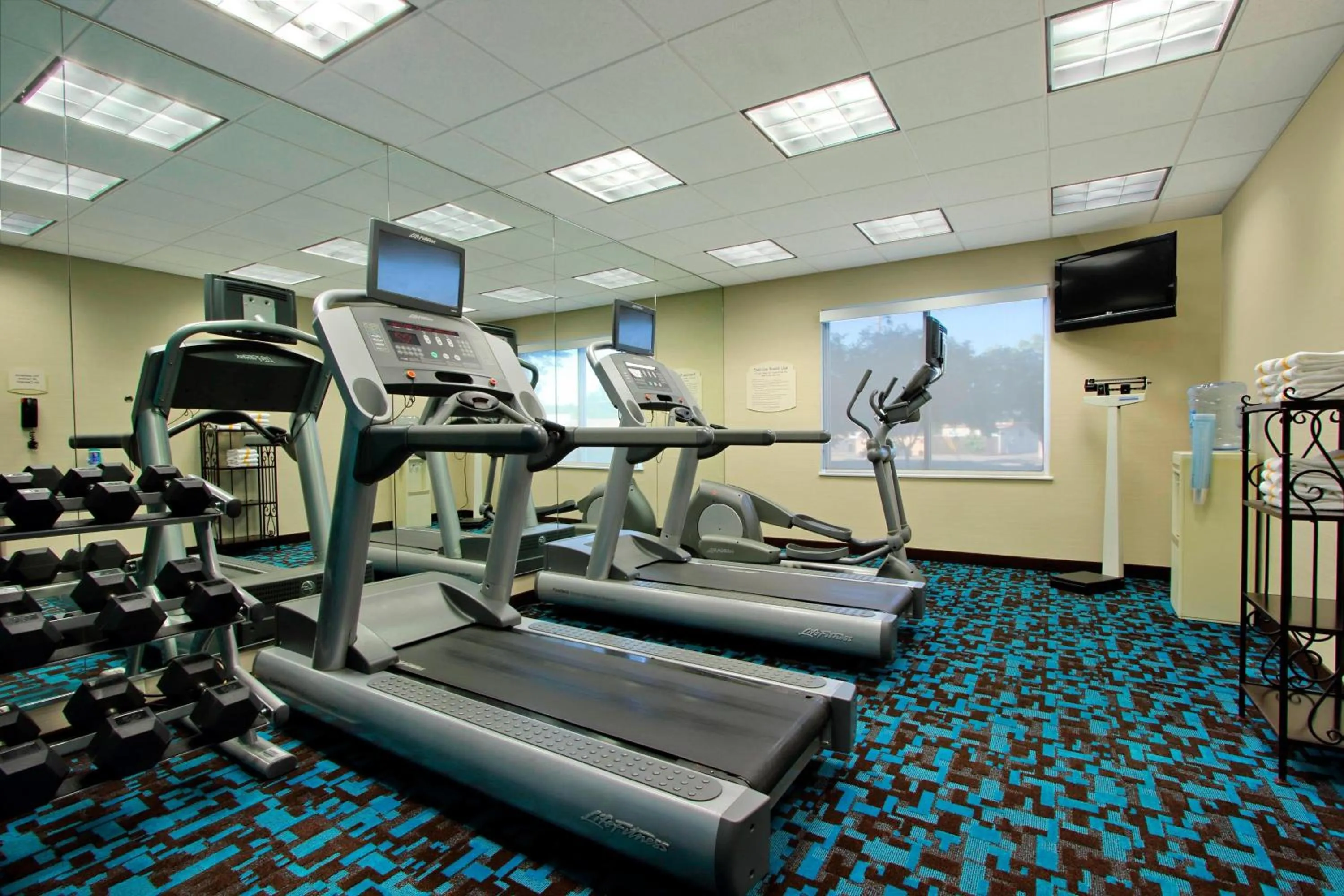 Fitness centre/facilities in Fairfield Inn & Suites Fresno Clovis