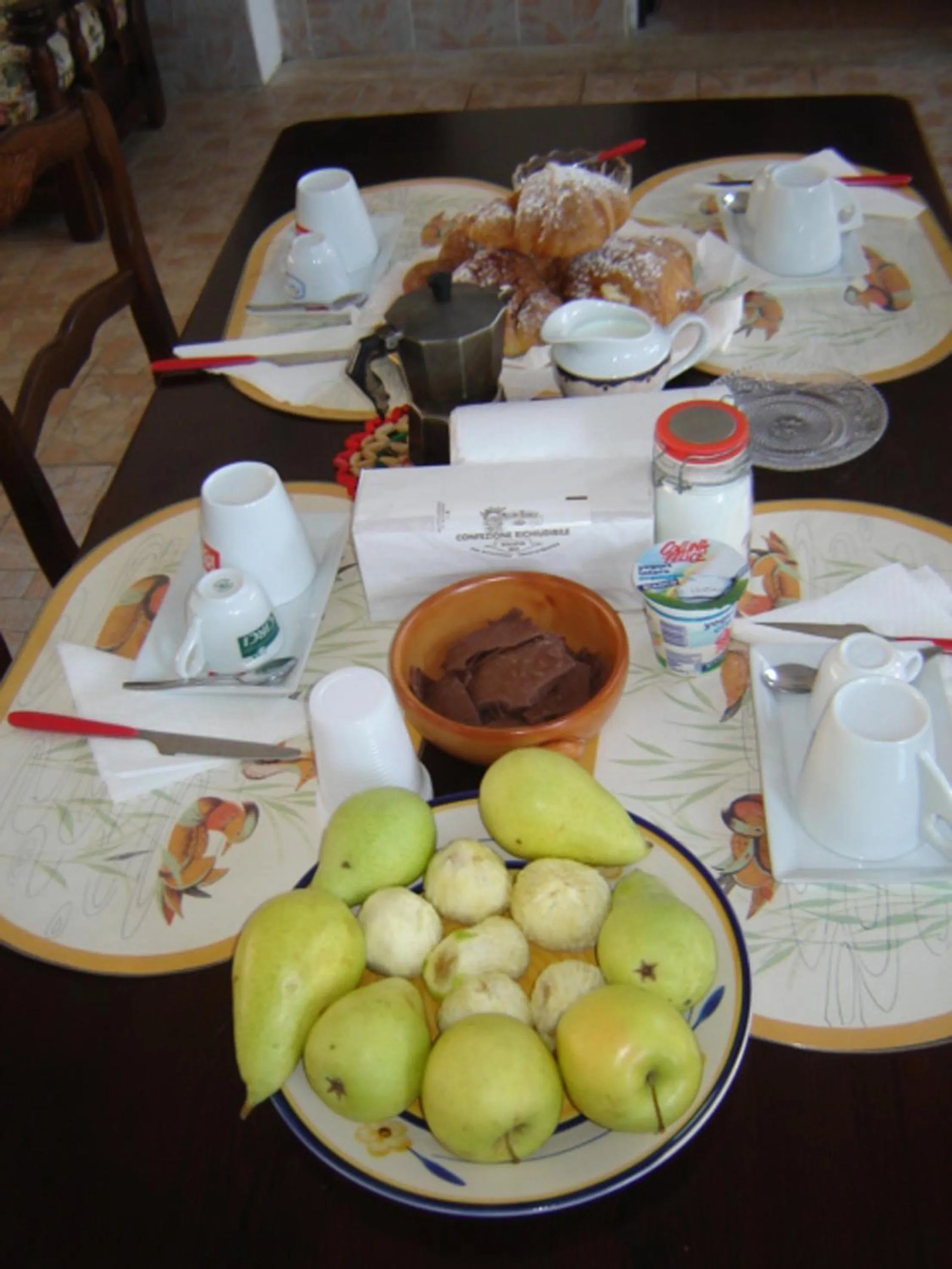Italian breakfast in AL BORGO VACANZE B&B