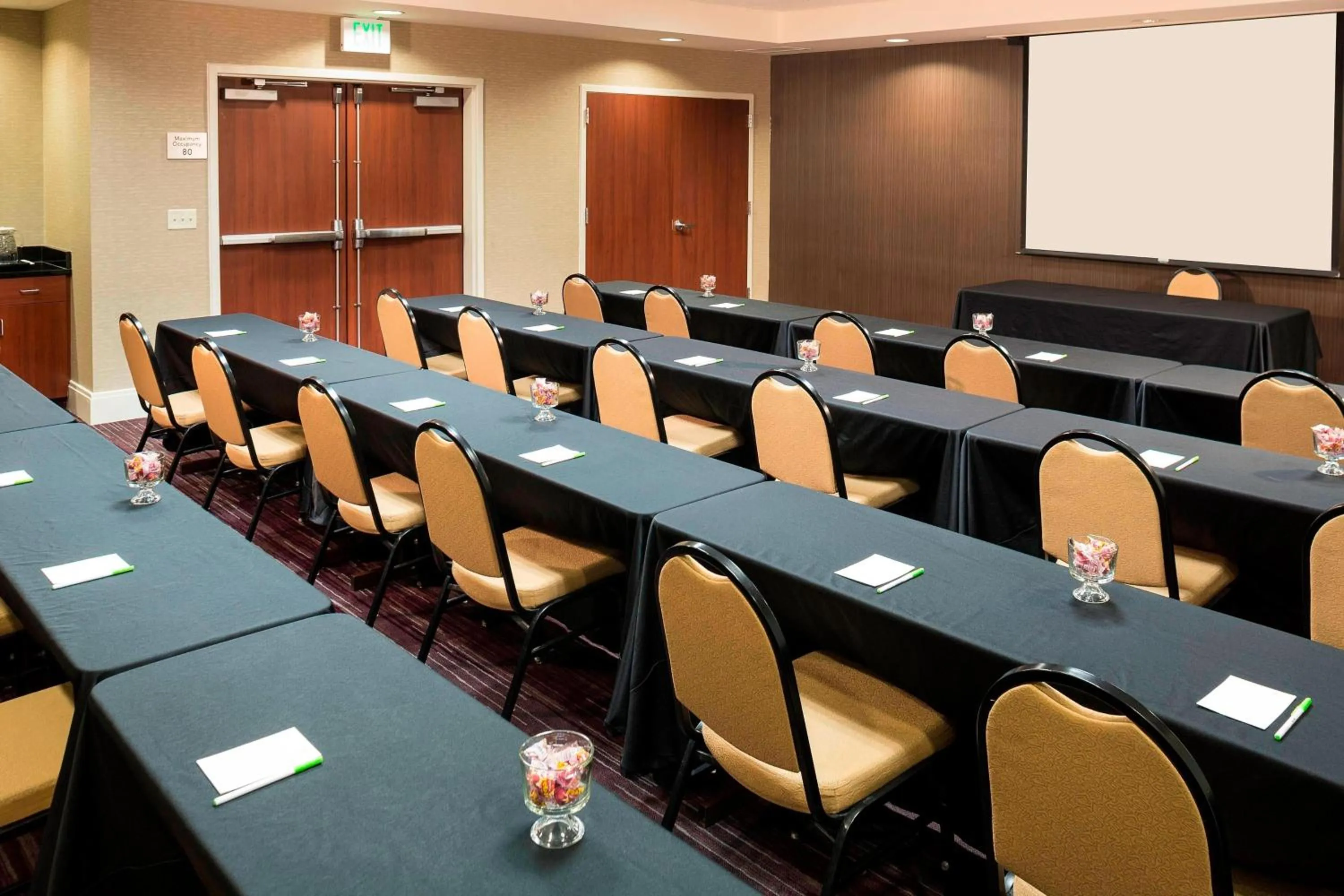 Meeting/conference room in Courtyard By Marriott Sioux Falls