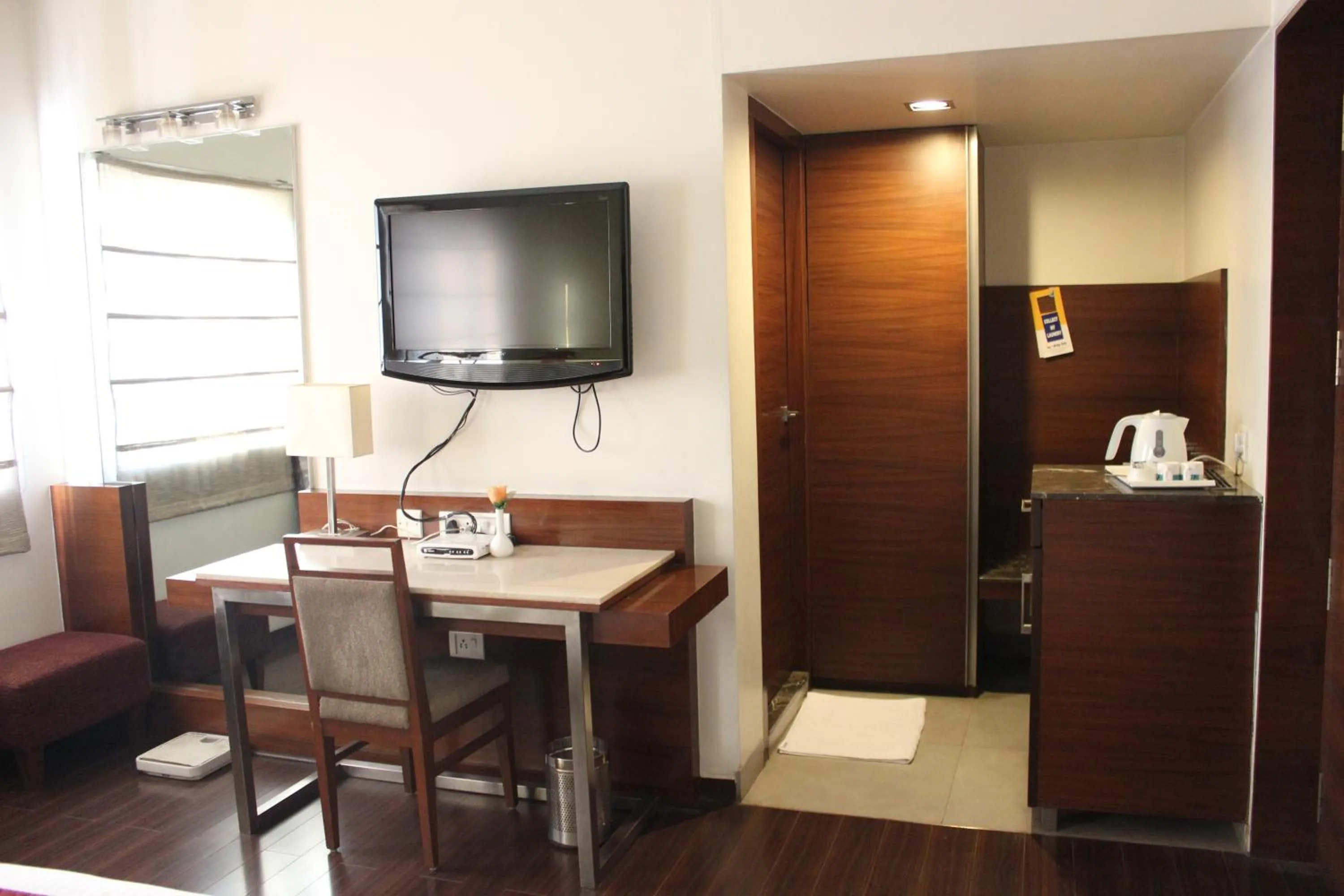 TV and multimedia in Hotel Stay Inn