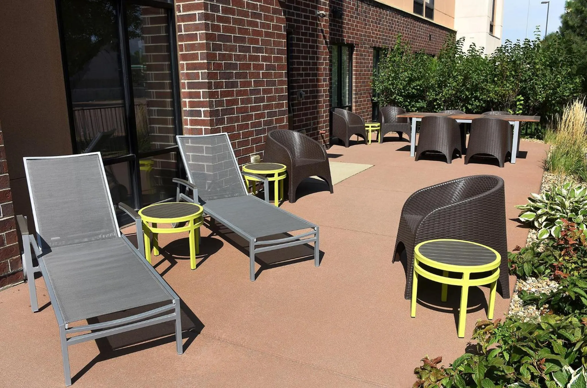 Patio in SpringHill Suites by Marriott Sioux Falls