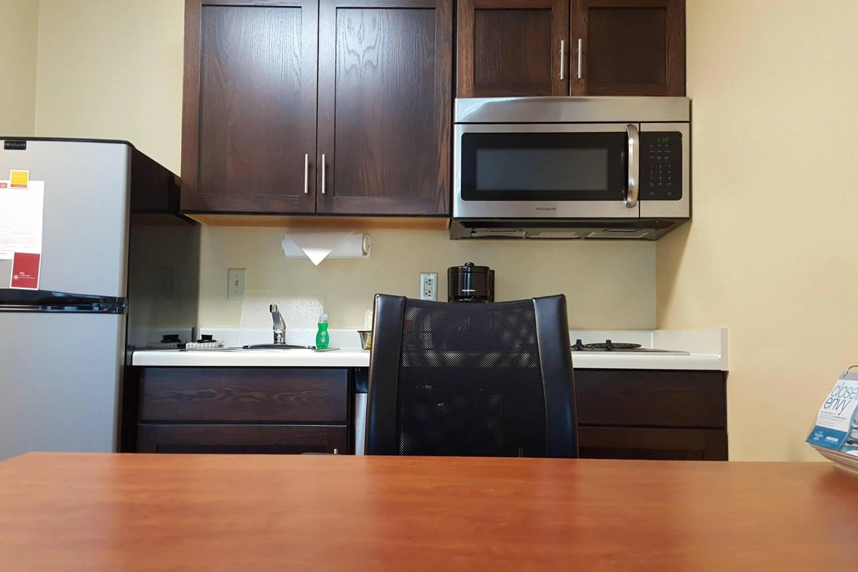 Kitchen or kitchenette in TownePlace Suites Sioux Falls