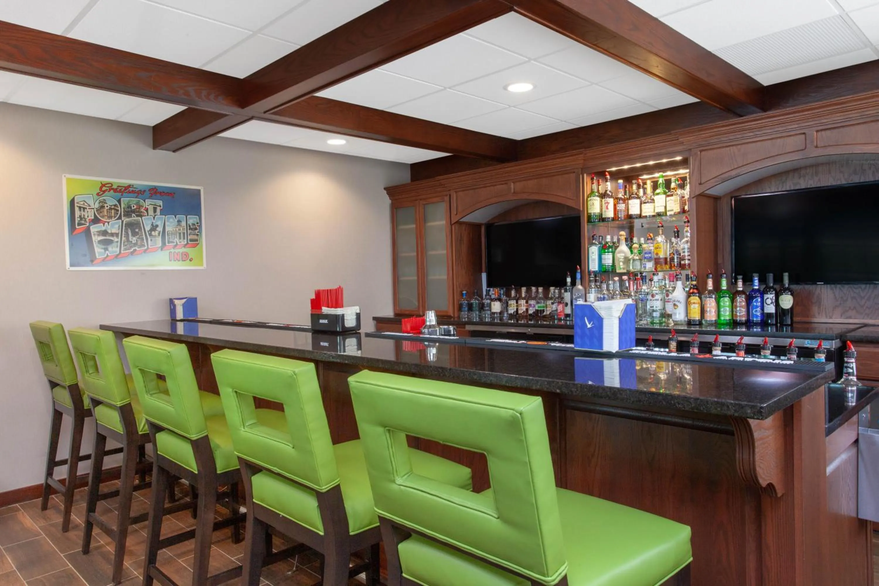Lounge or bar in Wyndham Garden Fort Wayne