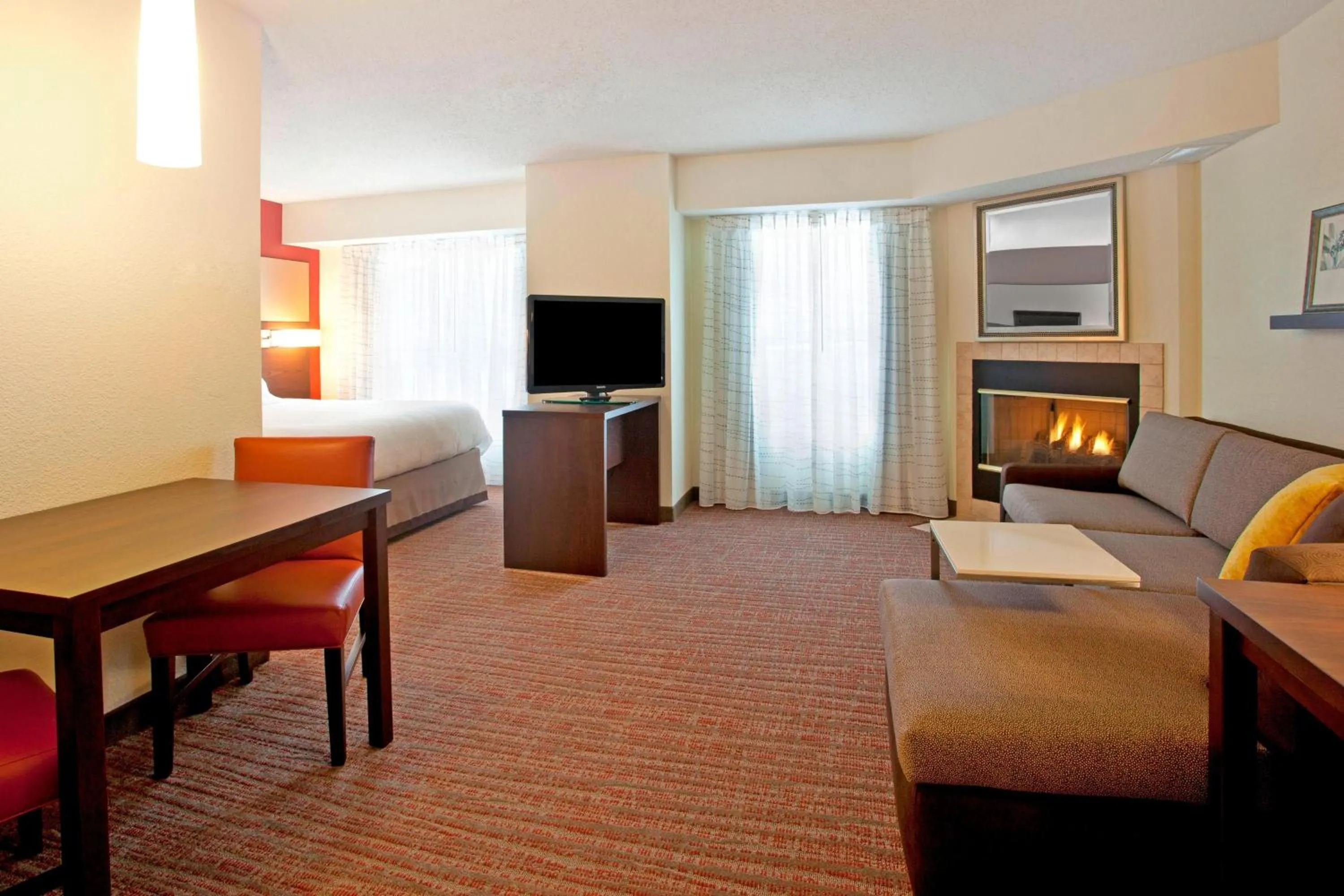 Photo of the whole room, Bed in Residence Inn by Marriott Fort Wayne Southwest