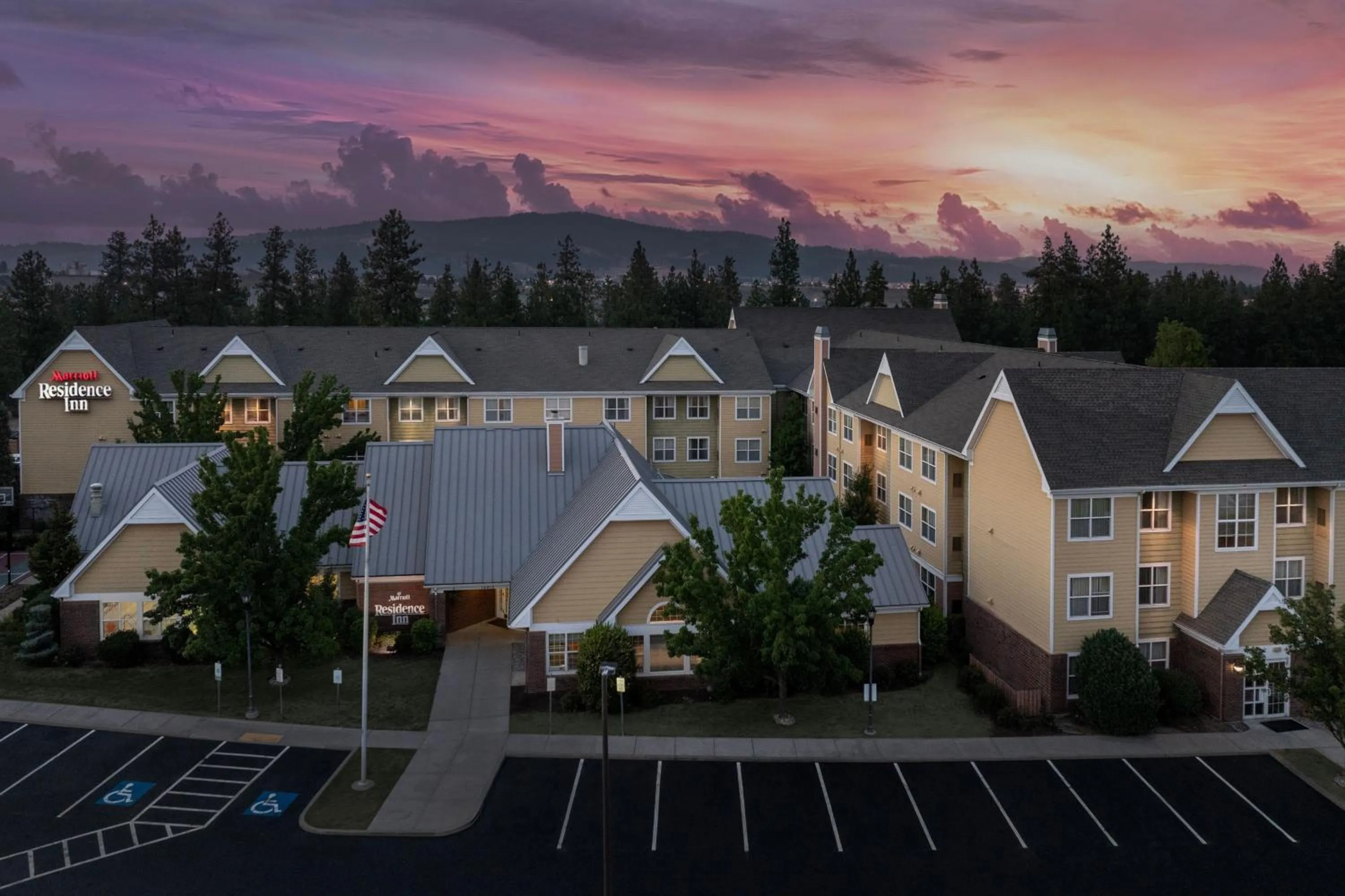Property building in Residence Inn Spokane East Valley