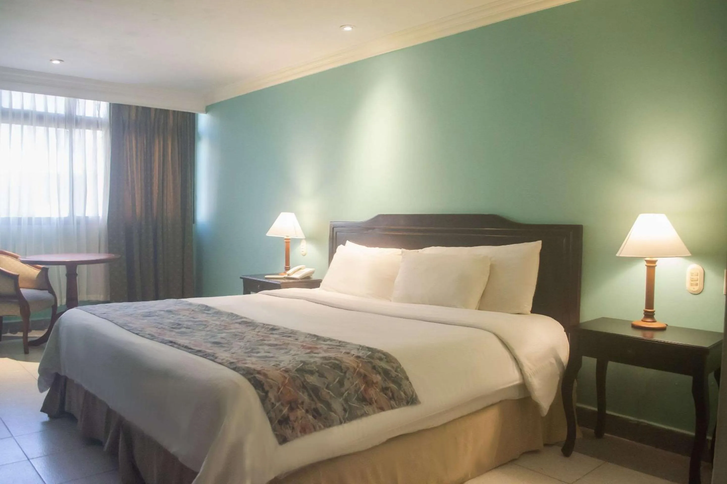 Bedroom, Bed in Hotel Faranda Express Puerta Del Sol Barranquilla, A Member of Radisson Individuals